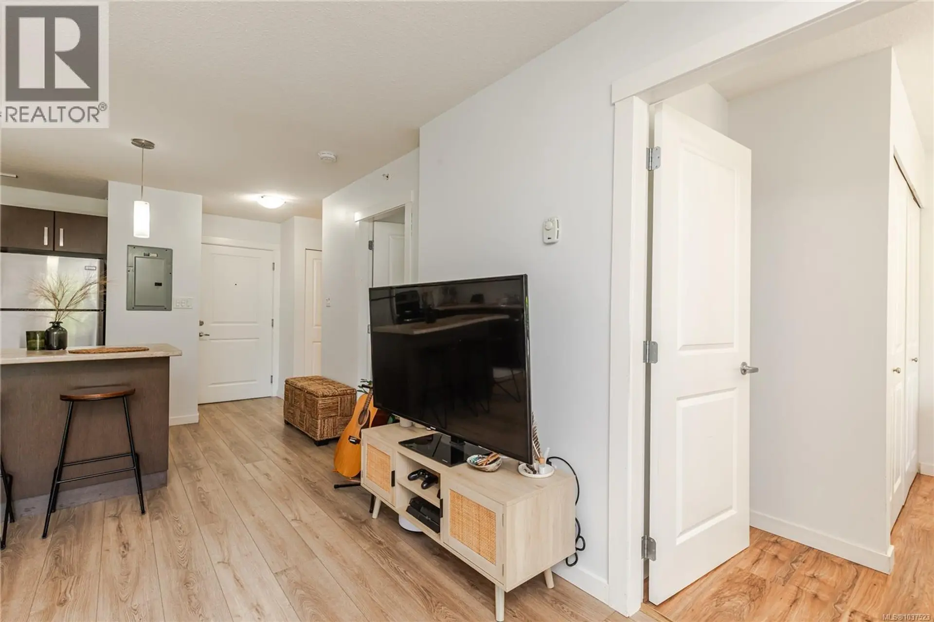 #103 1600 Caspers Way - Image 10