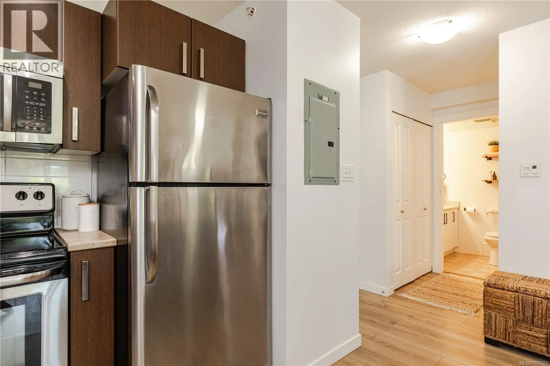 #103 1600 Caspers Way - Image 5