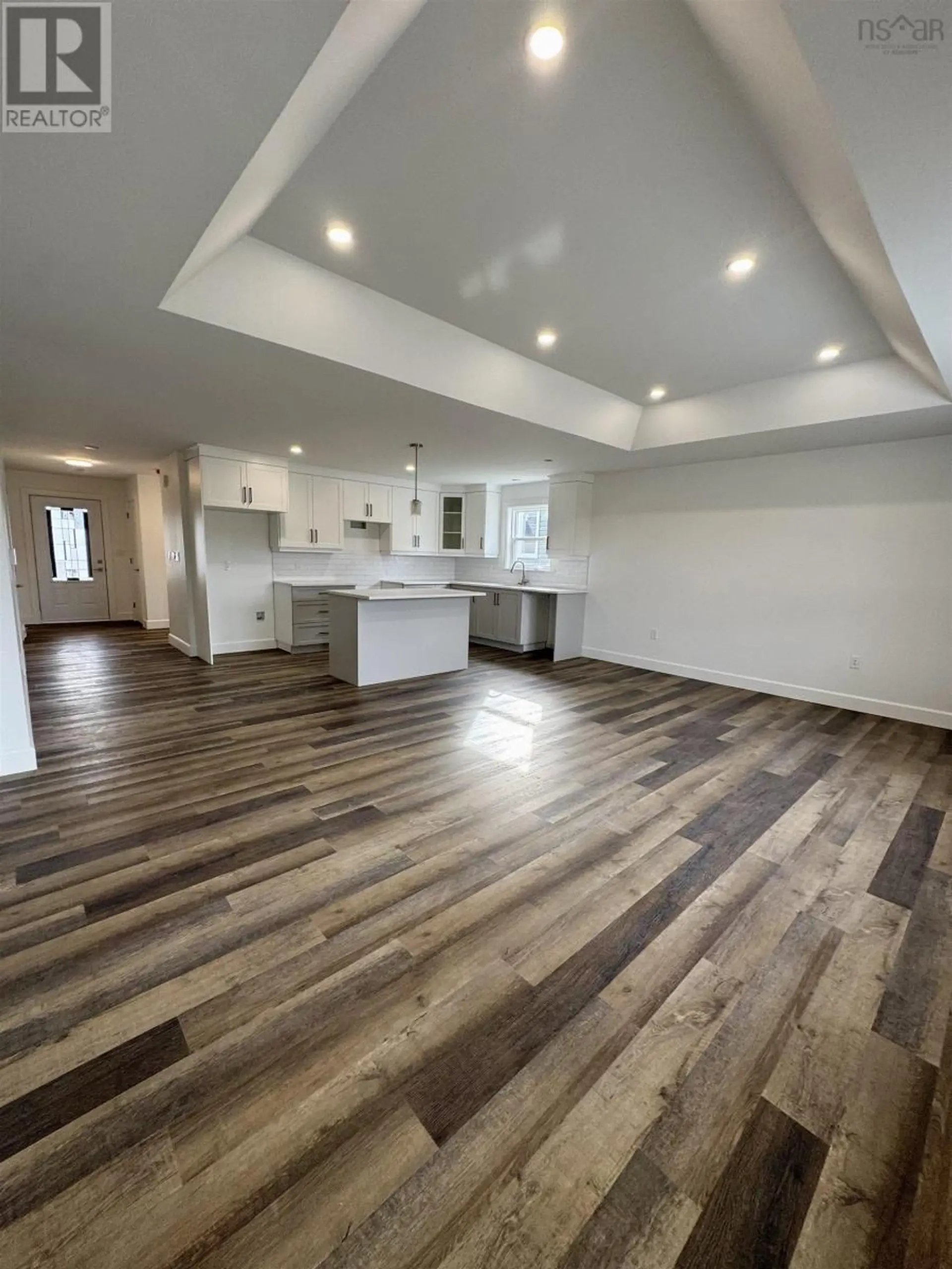 10 Elizabeth Avenue - Image 15