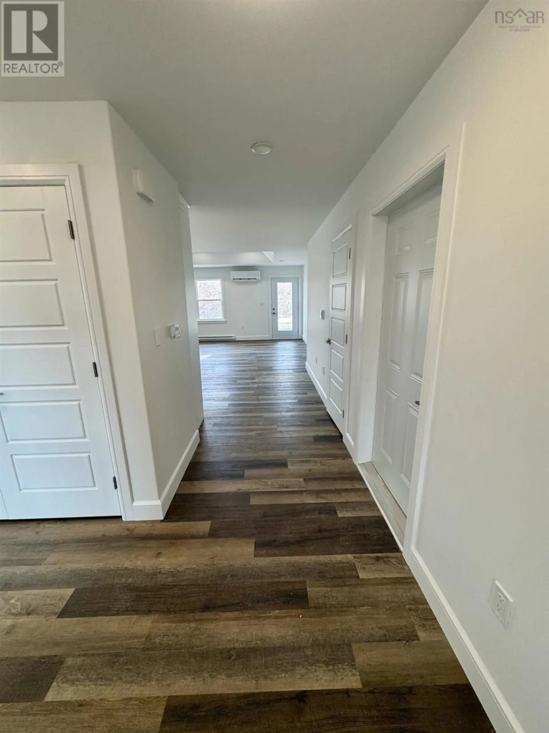 10 Elizabeth Avenue - Image 3