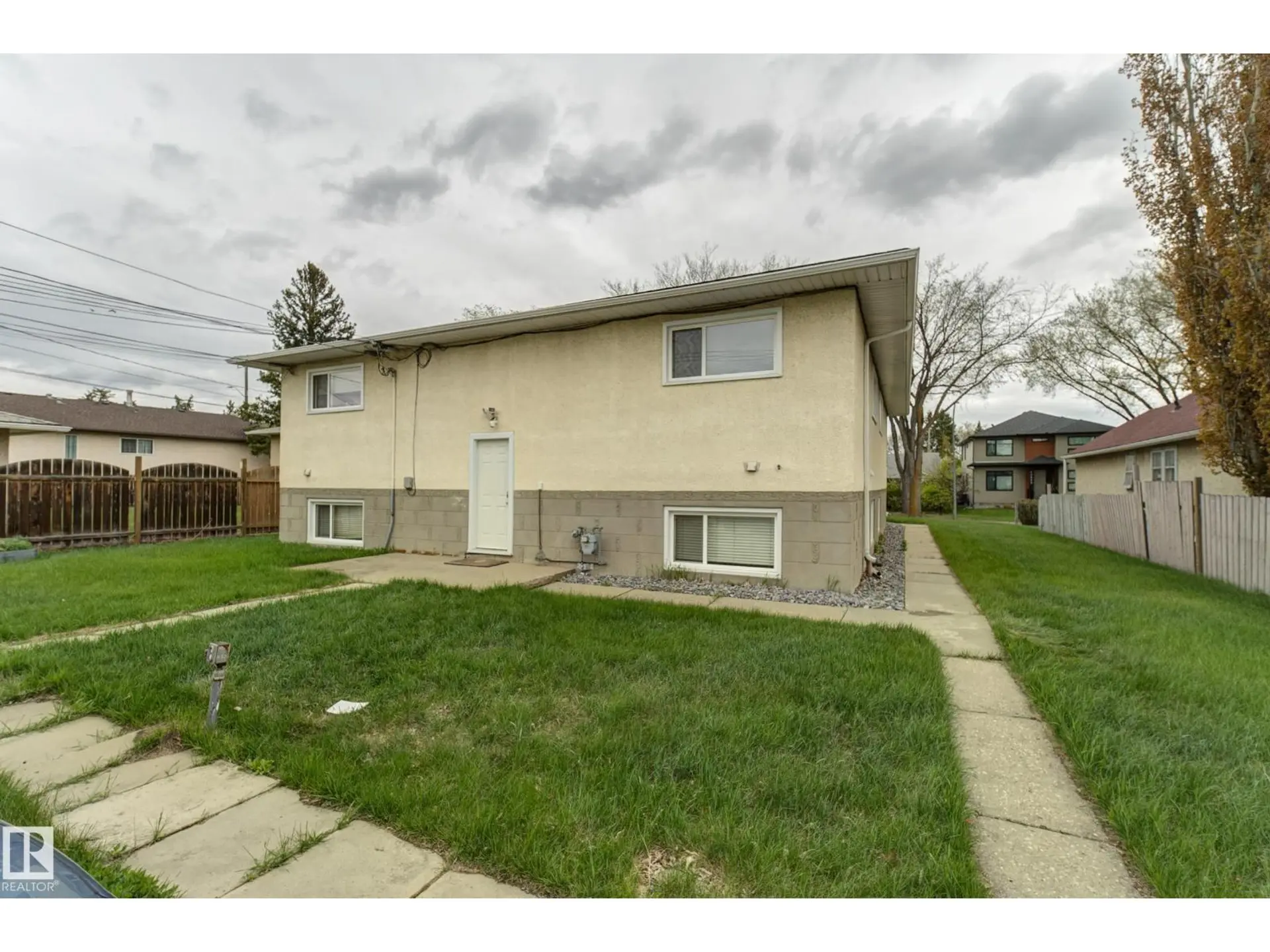 10524 78 ST NW - Image 14