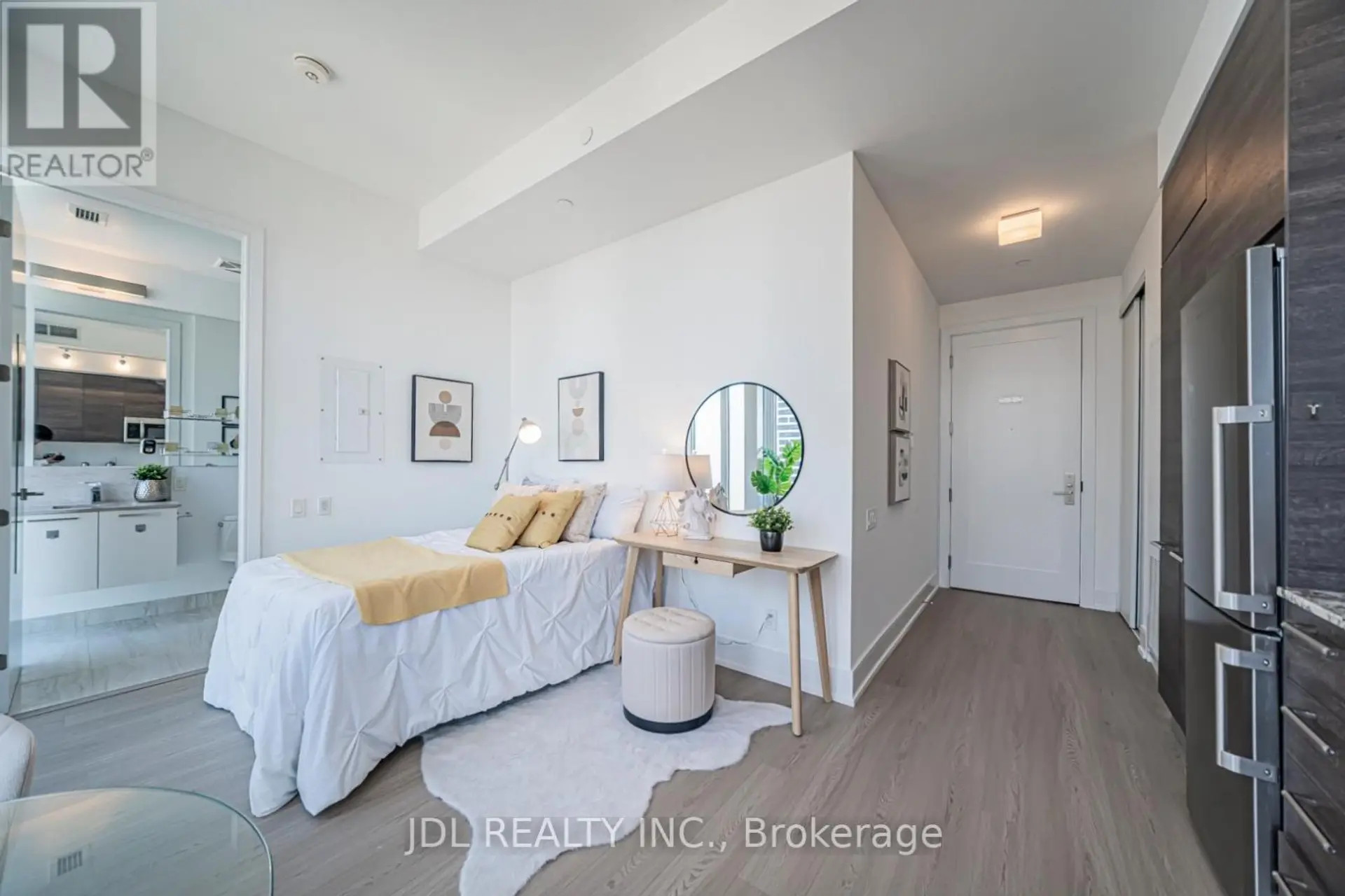 #3601 28 WELLESLEY STREET E - Image 6
