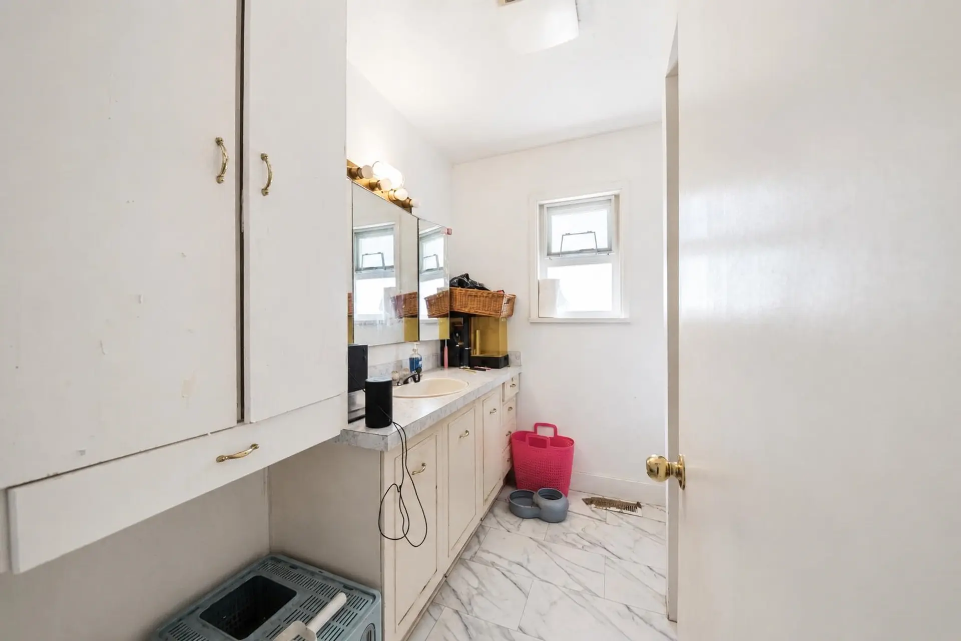2148 Central Avenue - Image 11