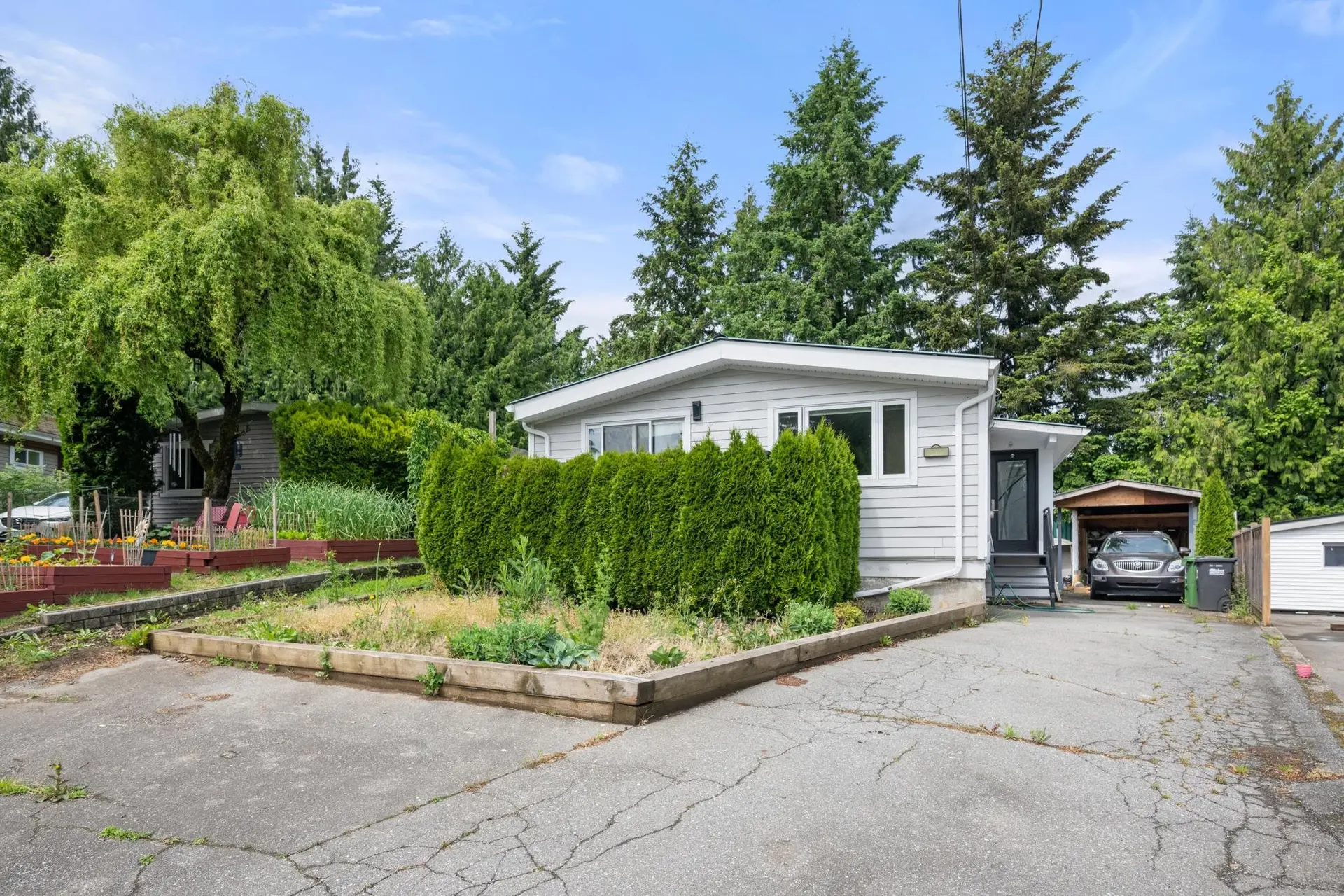 Property at 2225 Crystal Court, Abbotsford, BC