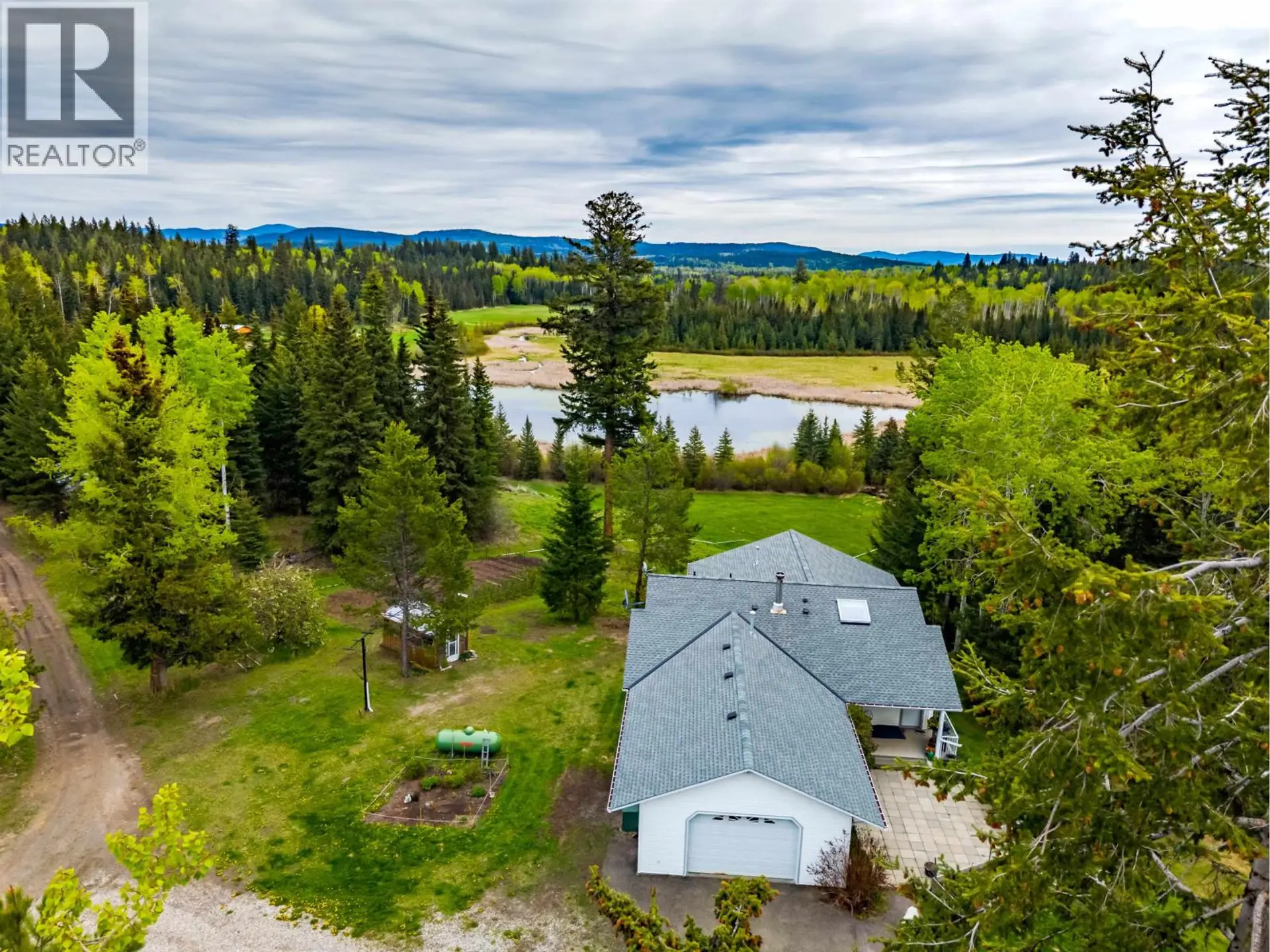 Property at 7497 LITTLE FORT 24 HIGHWAY, Bridge Lake, BC