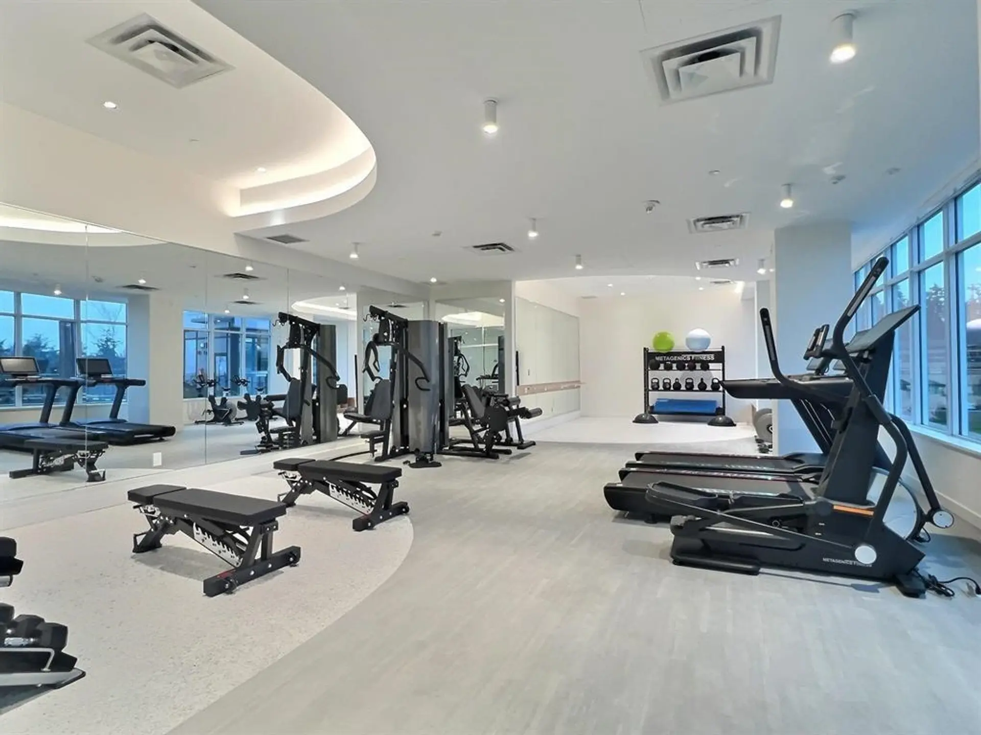 #1401 505 Nelson Street - Image 3