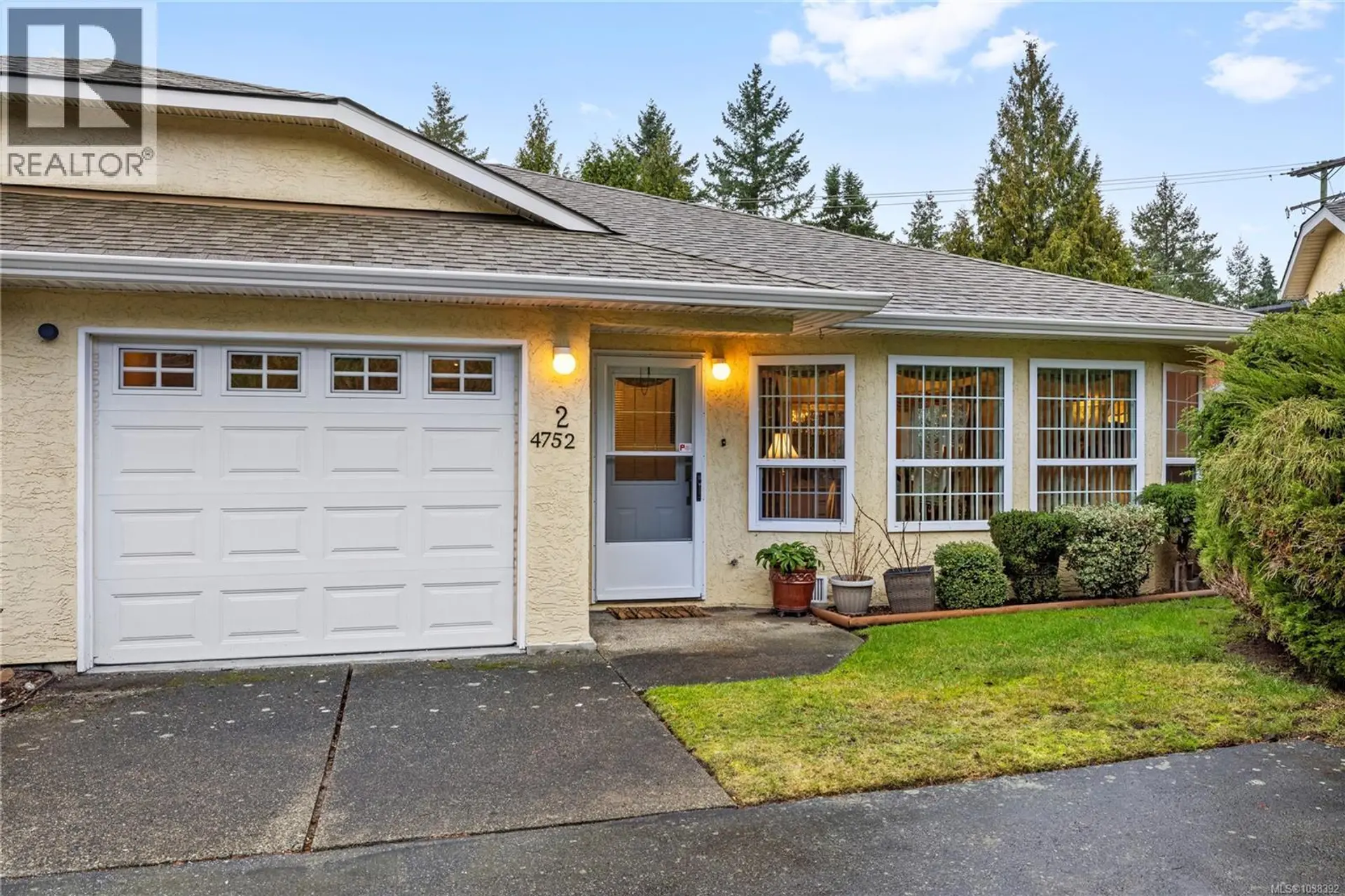 Property at #2 4752 Uplands Dr, Nanaimo, BC