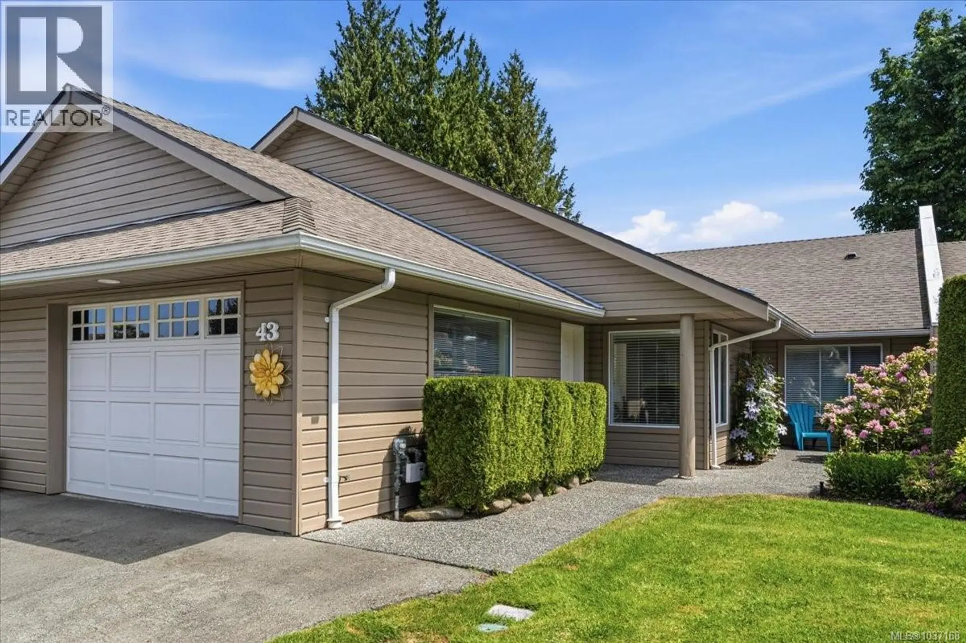 Property at #43 529 Johnstone Rd, Parksville, BC