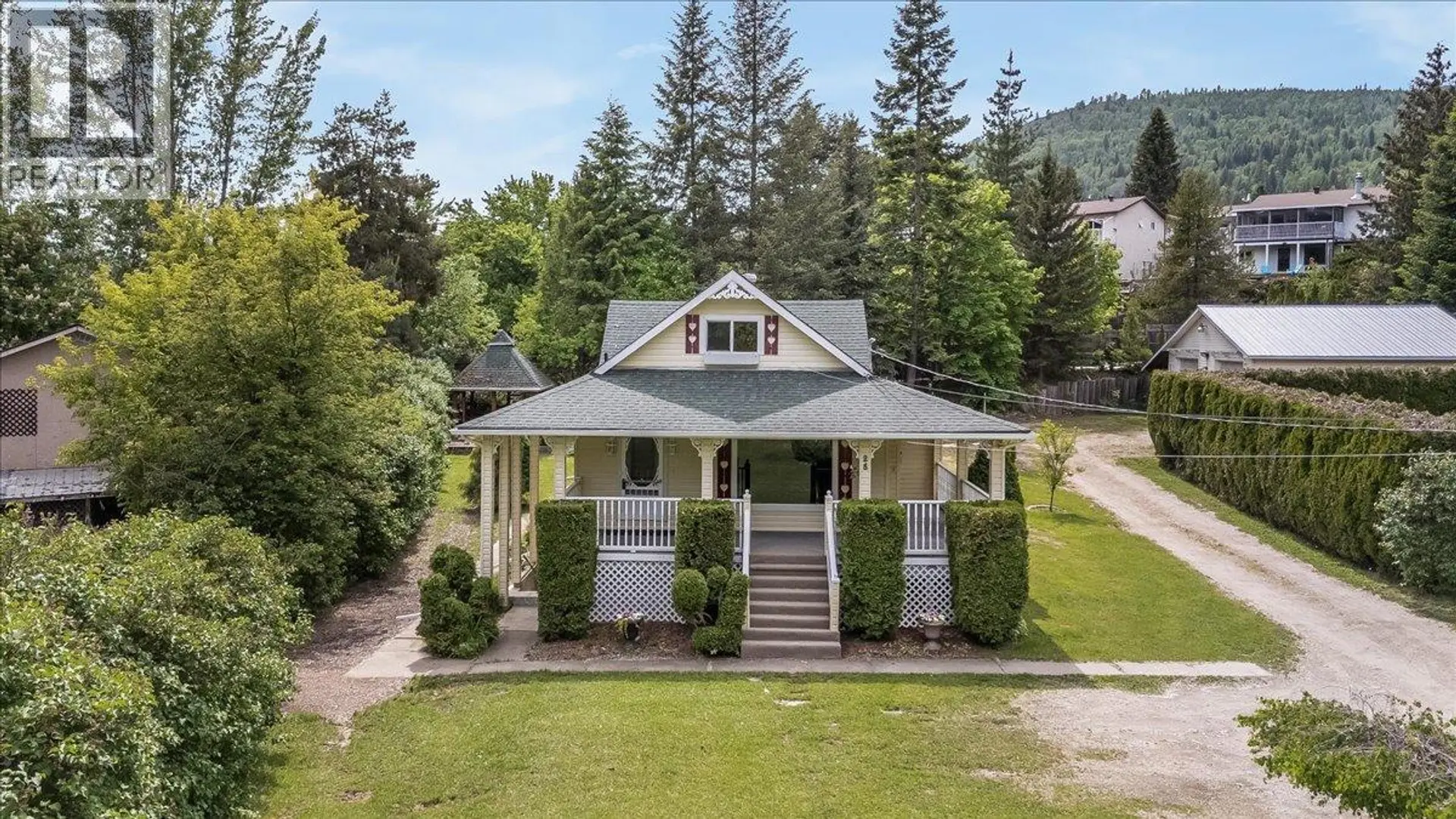Property at 25 Davis Avenue, Fruitvale, BC