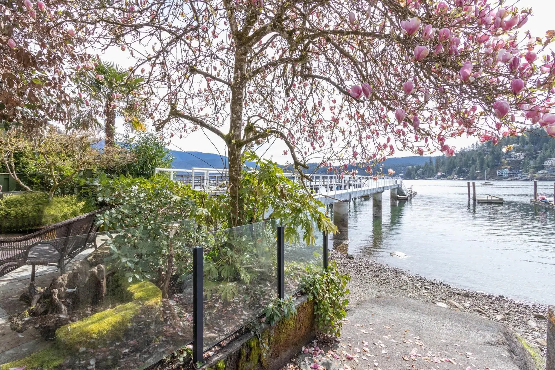 2588 Panorama Drive - Image 11