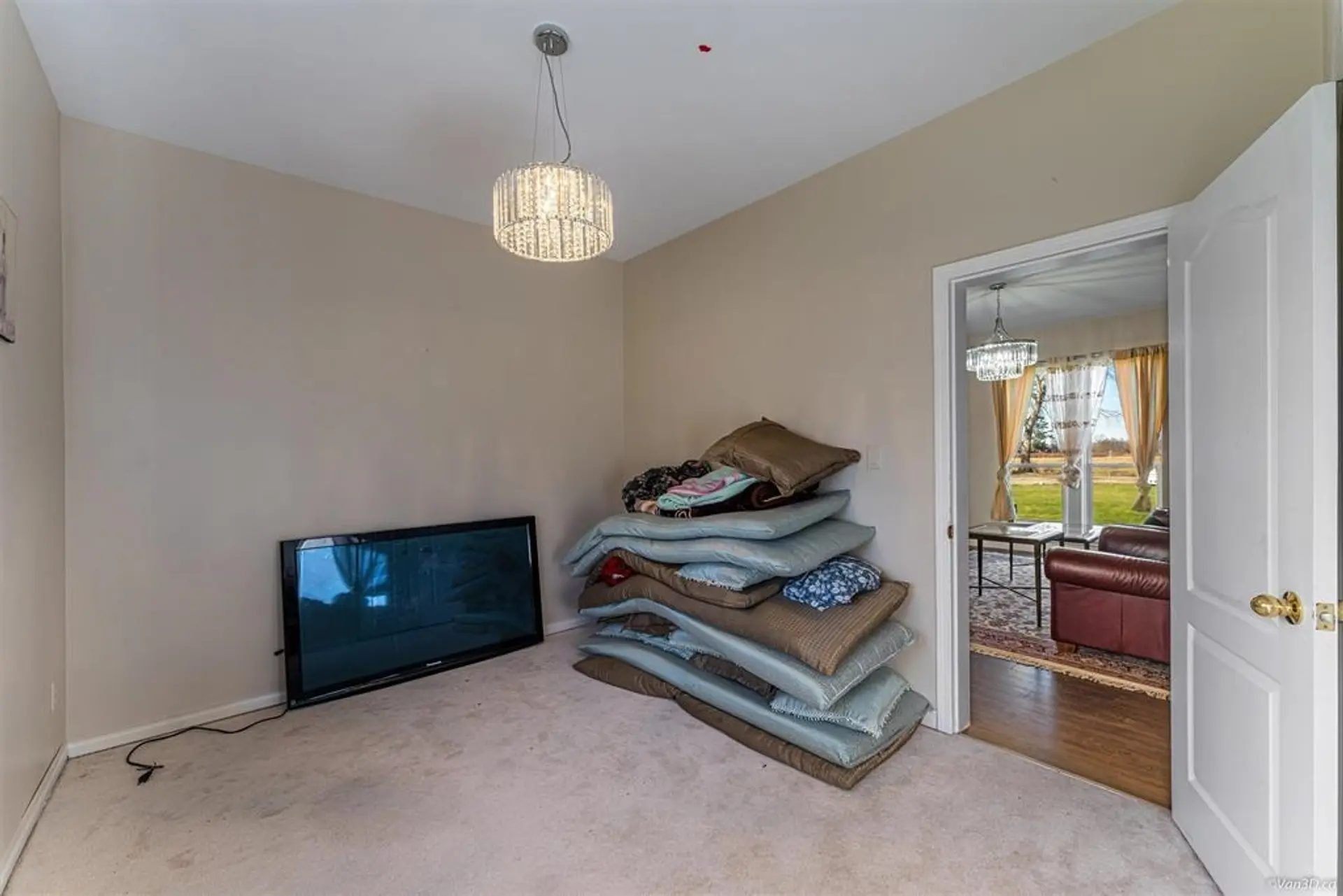 21780 64 Avenue - Image 7