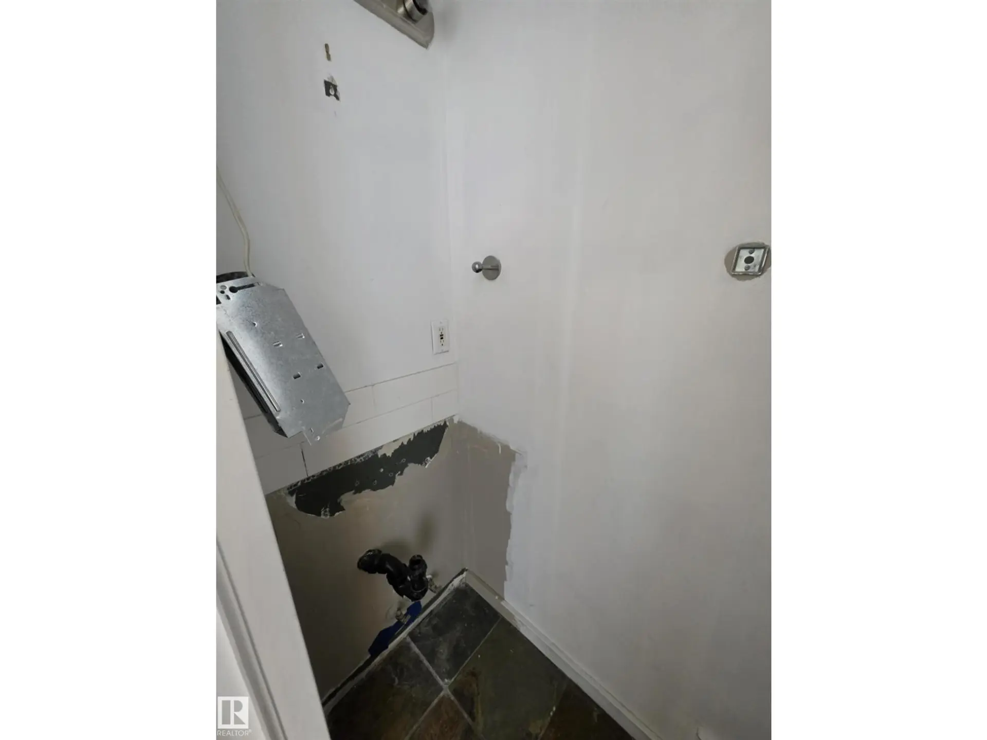 [private address] - Image 10