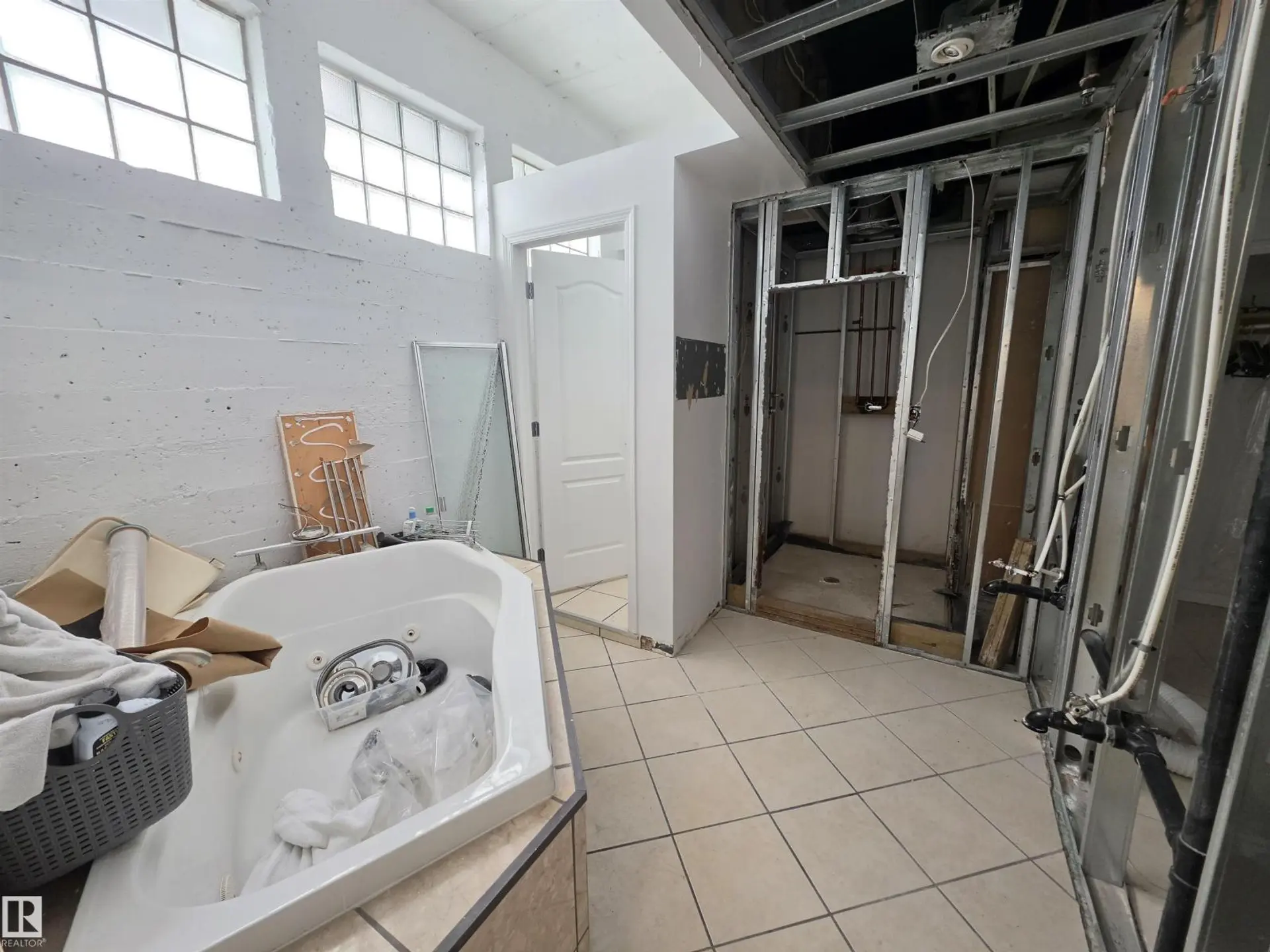 [private address] - Image 4
