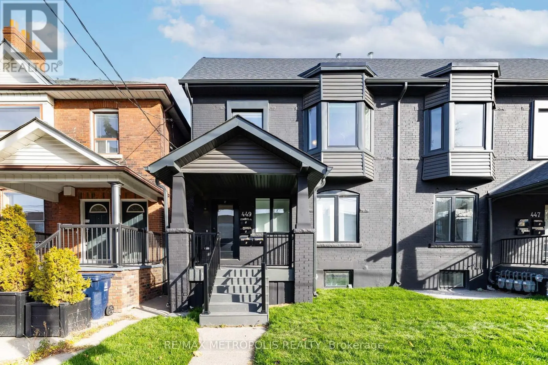 Property at 449 LANSDOWNE AVENUE, Toronto, ON
