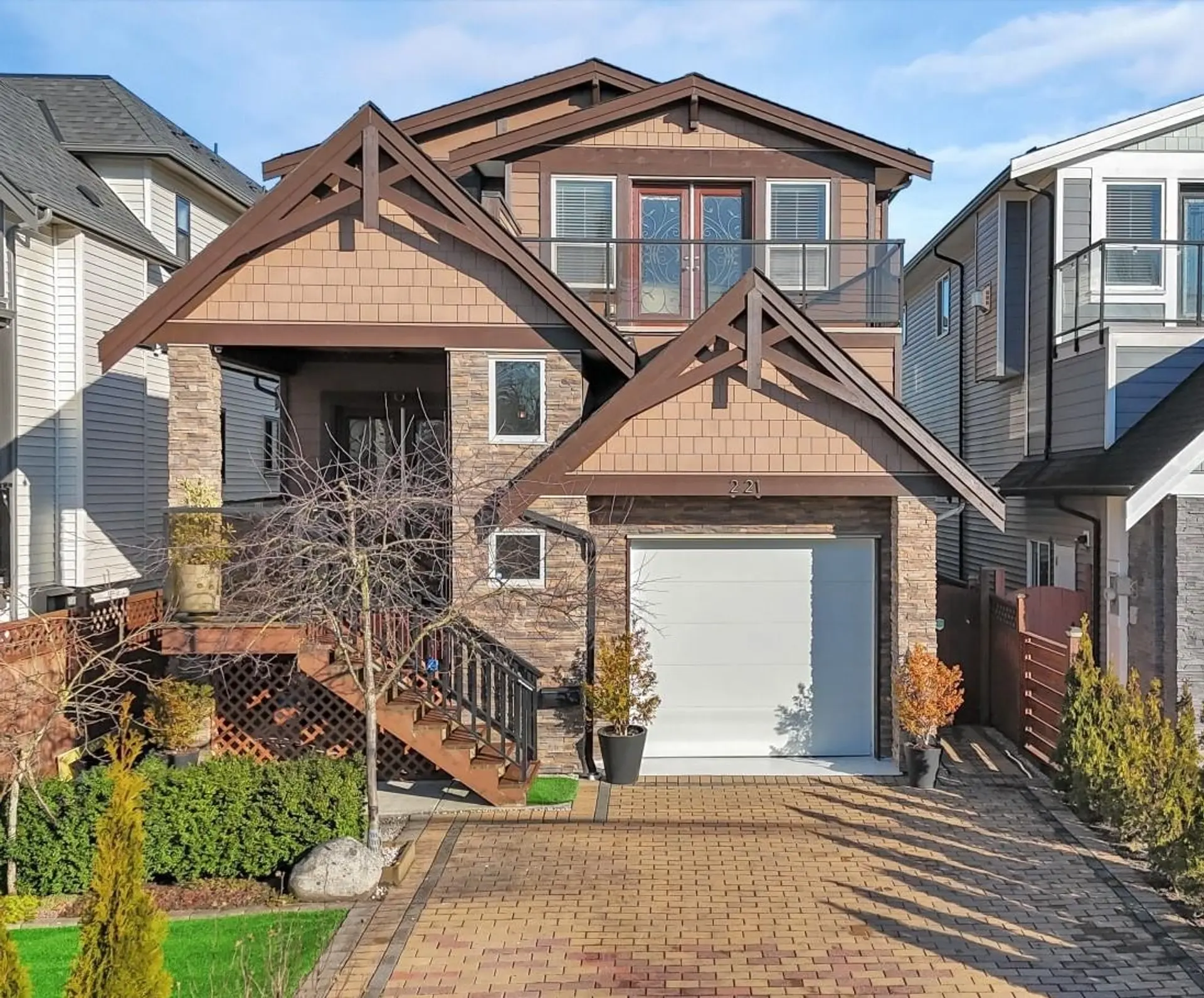 Property at 221 Campbell Street, New Westminster, BC