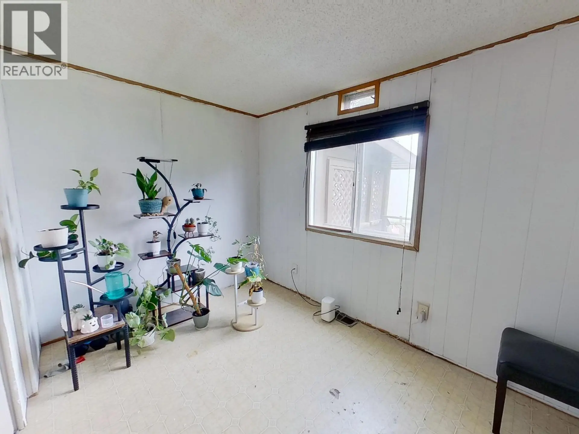 #4 950 ANDERSON DRIVE - Image 8
