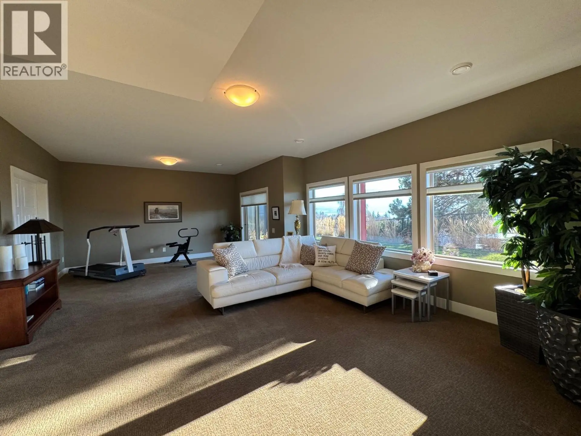 2167 Talavera Place - Image 10