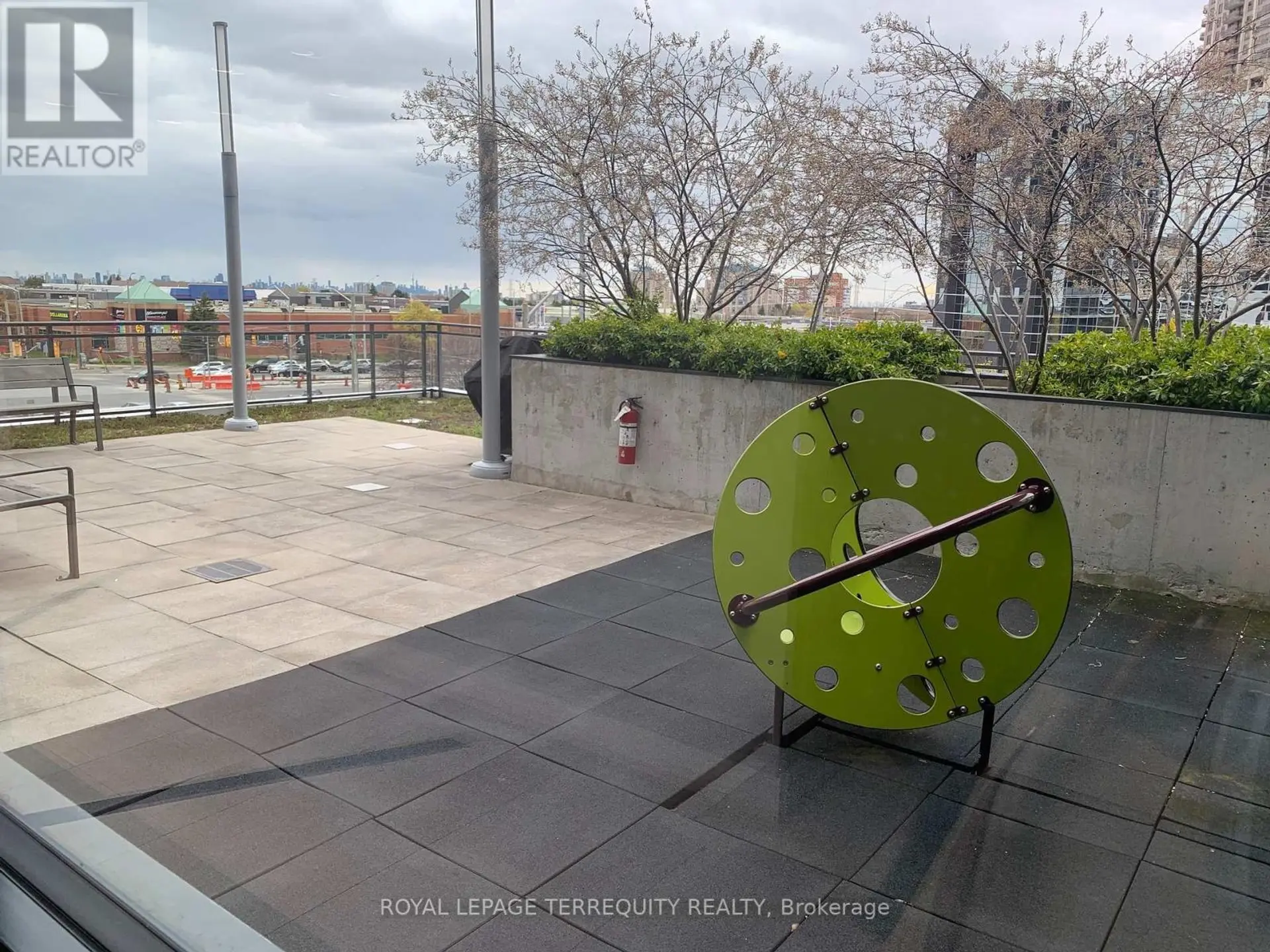 #703 75 EGLINTON AVENUE W - Image 14