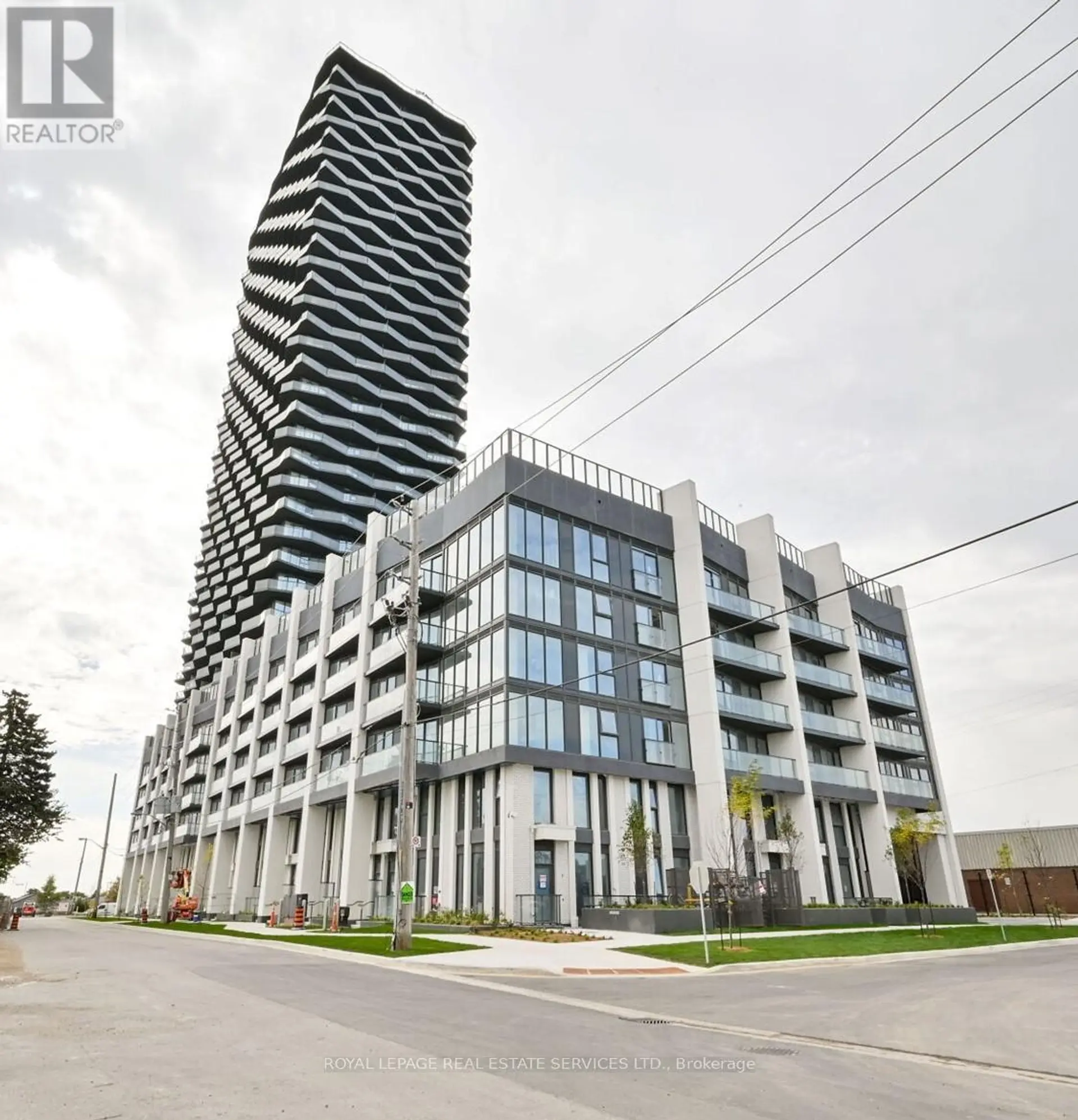 ##523 36 ZORRA STREET - Image 1
