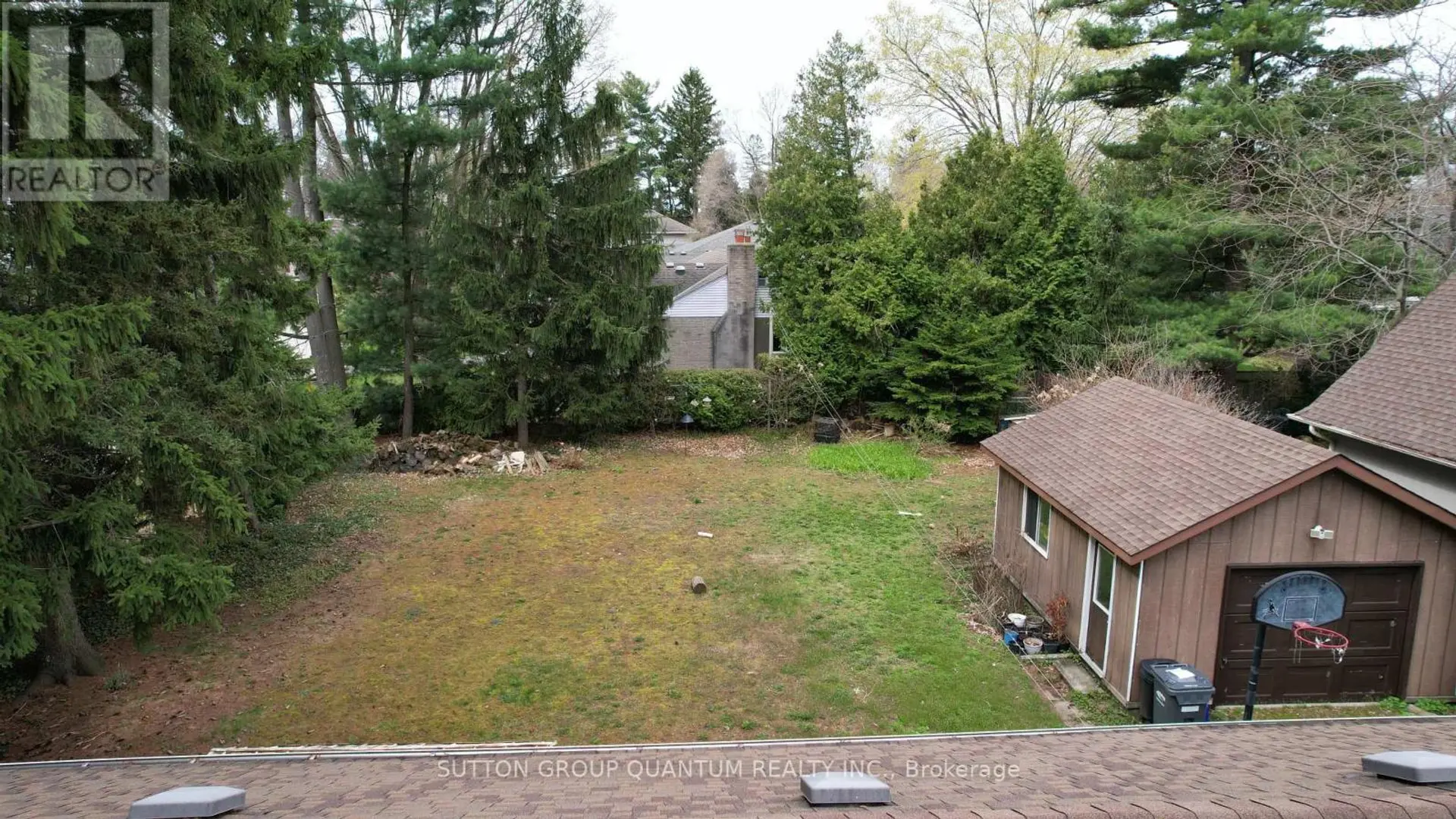 394 MAPLEHURST AVENUE N - Image 8