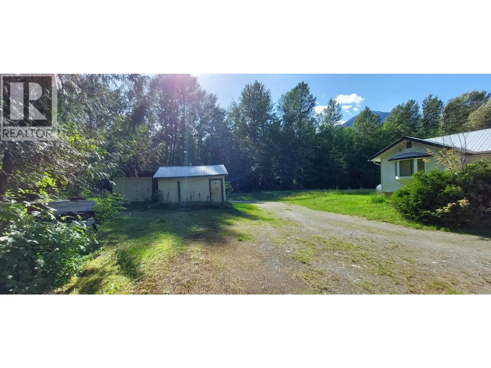 2250 MACKENZIE 20 HIGHWAY - Image 6