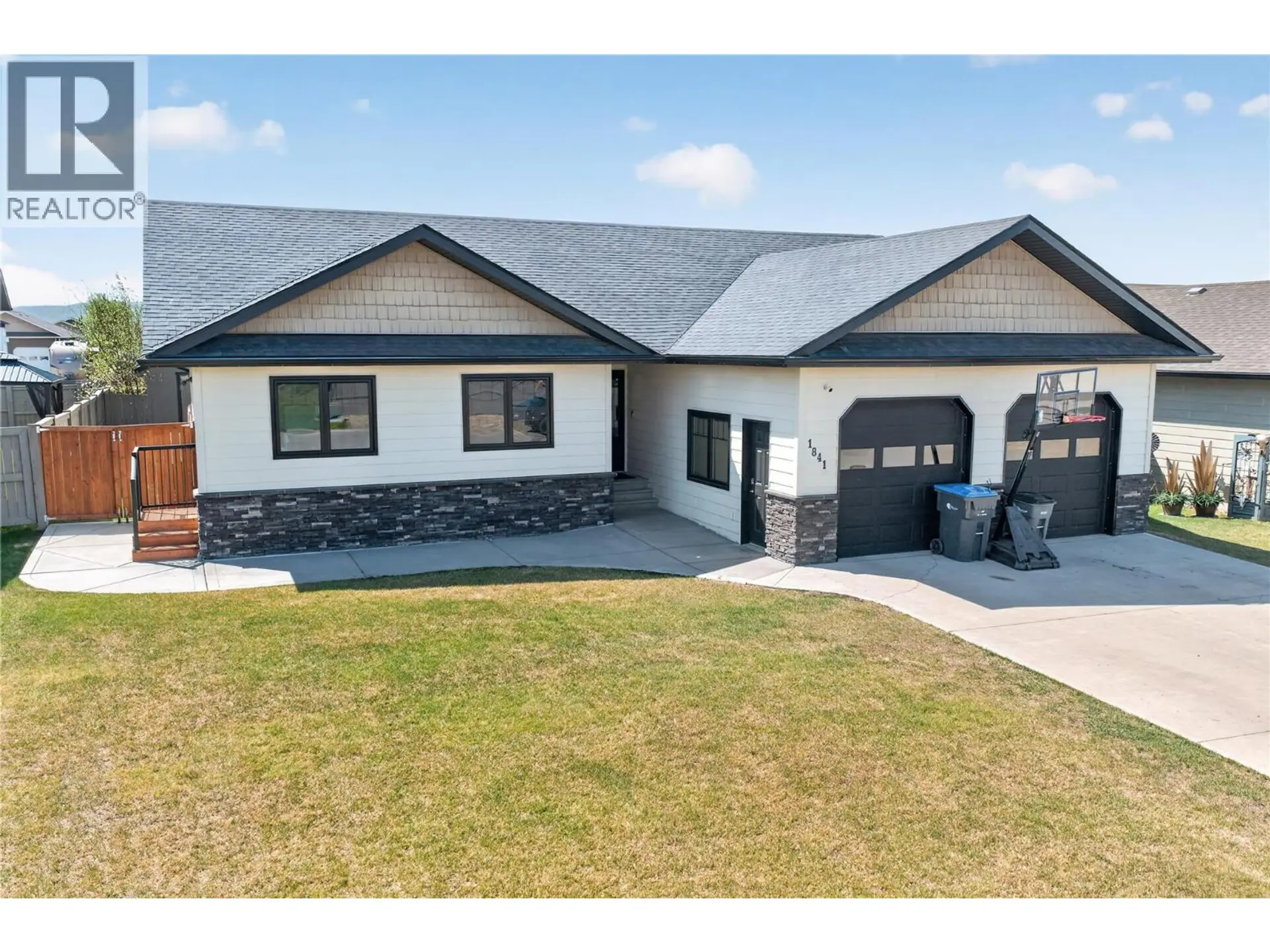 Property at 1841 85 Avenue, Dawson Creek, BC