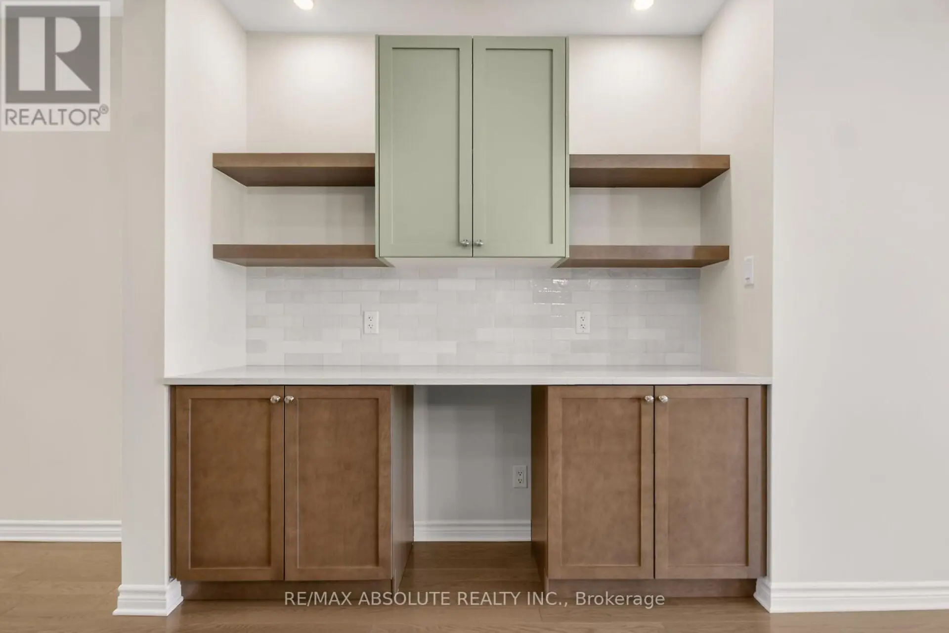 185 SEABERT DRIVE - Image 11