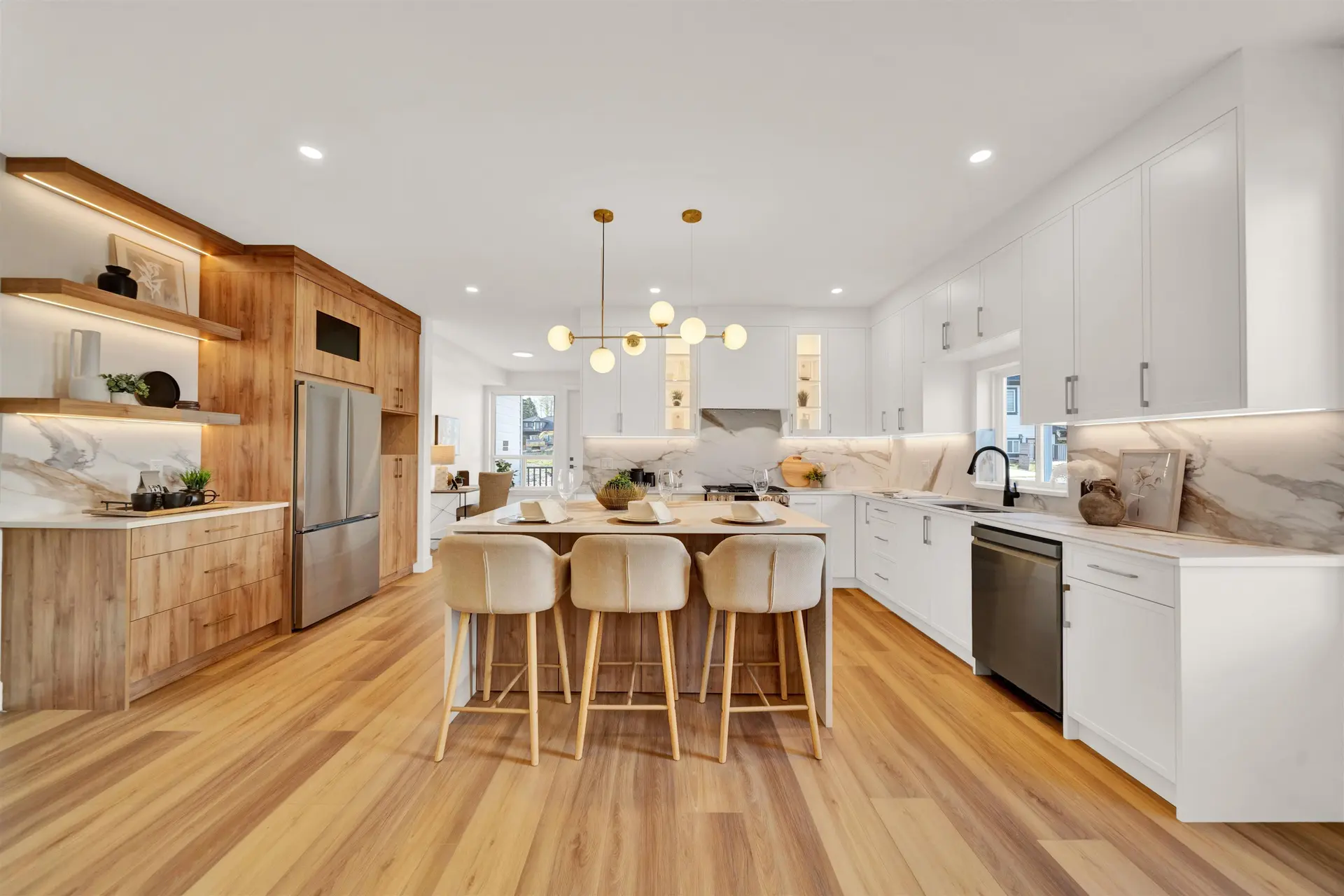 16489 20 Avenue - Image 3
