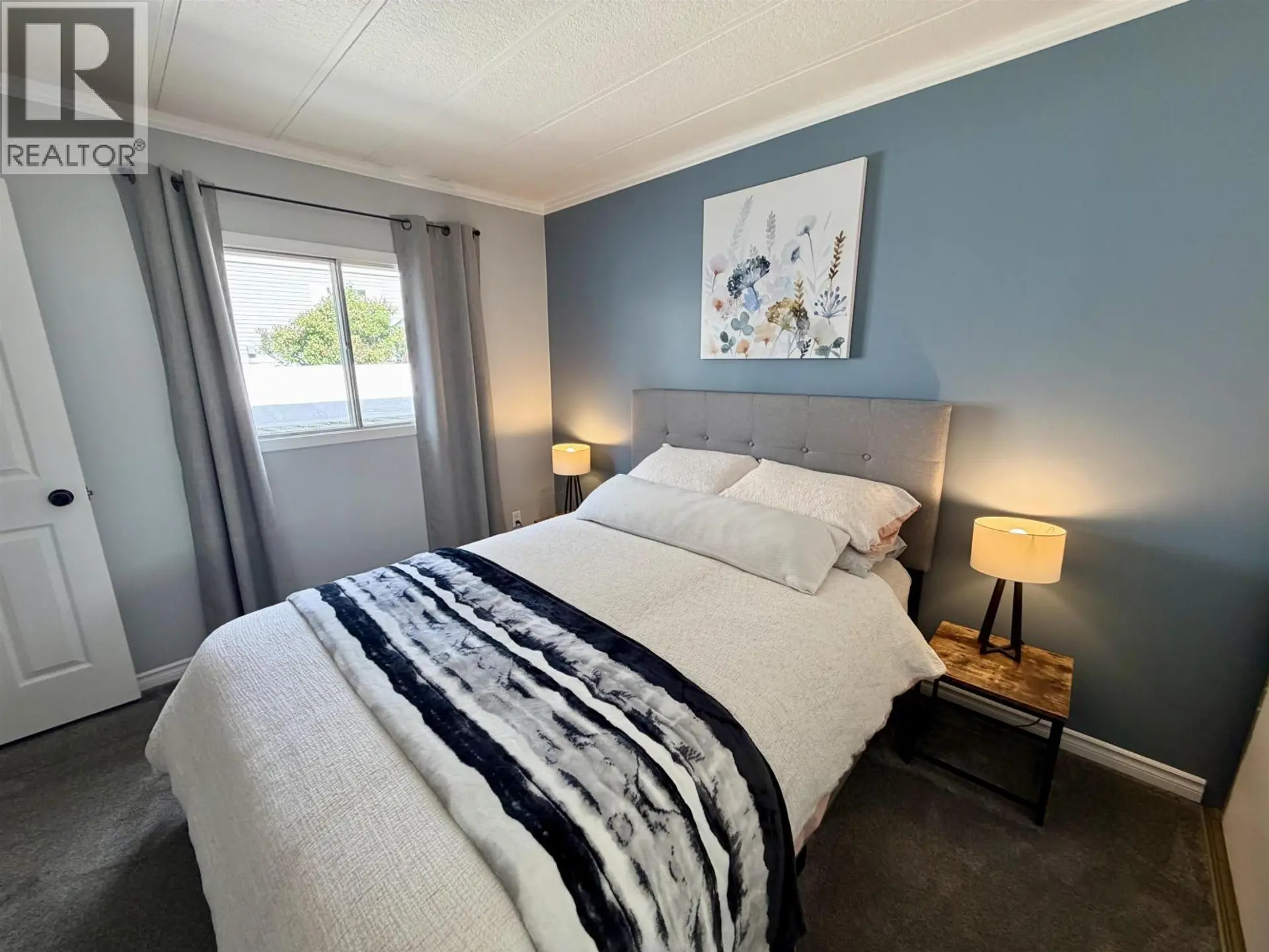 #12 770 ELEVENTH AVENUE - Image 10