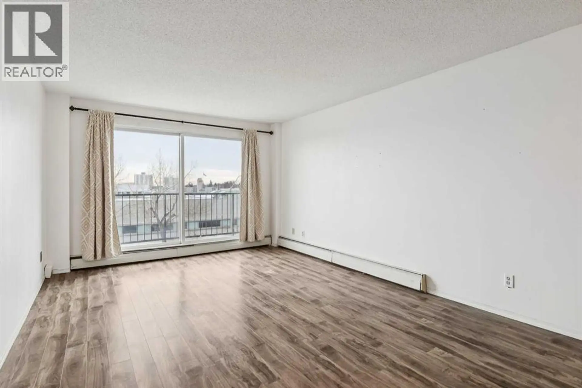 #405 510 58 Avenue SW - Image 3