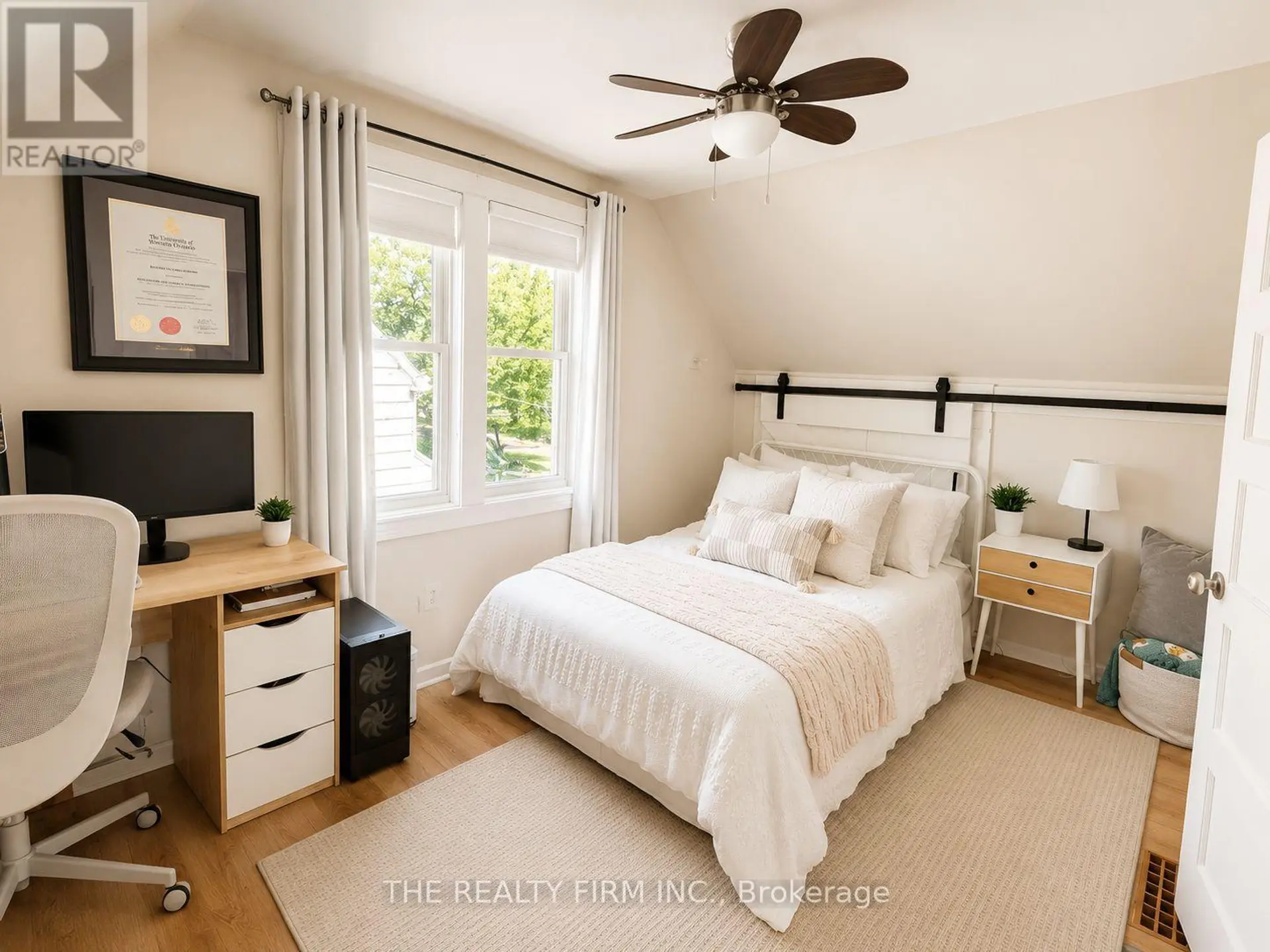 105 PINE LAWN AVENUE - Image 16