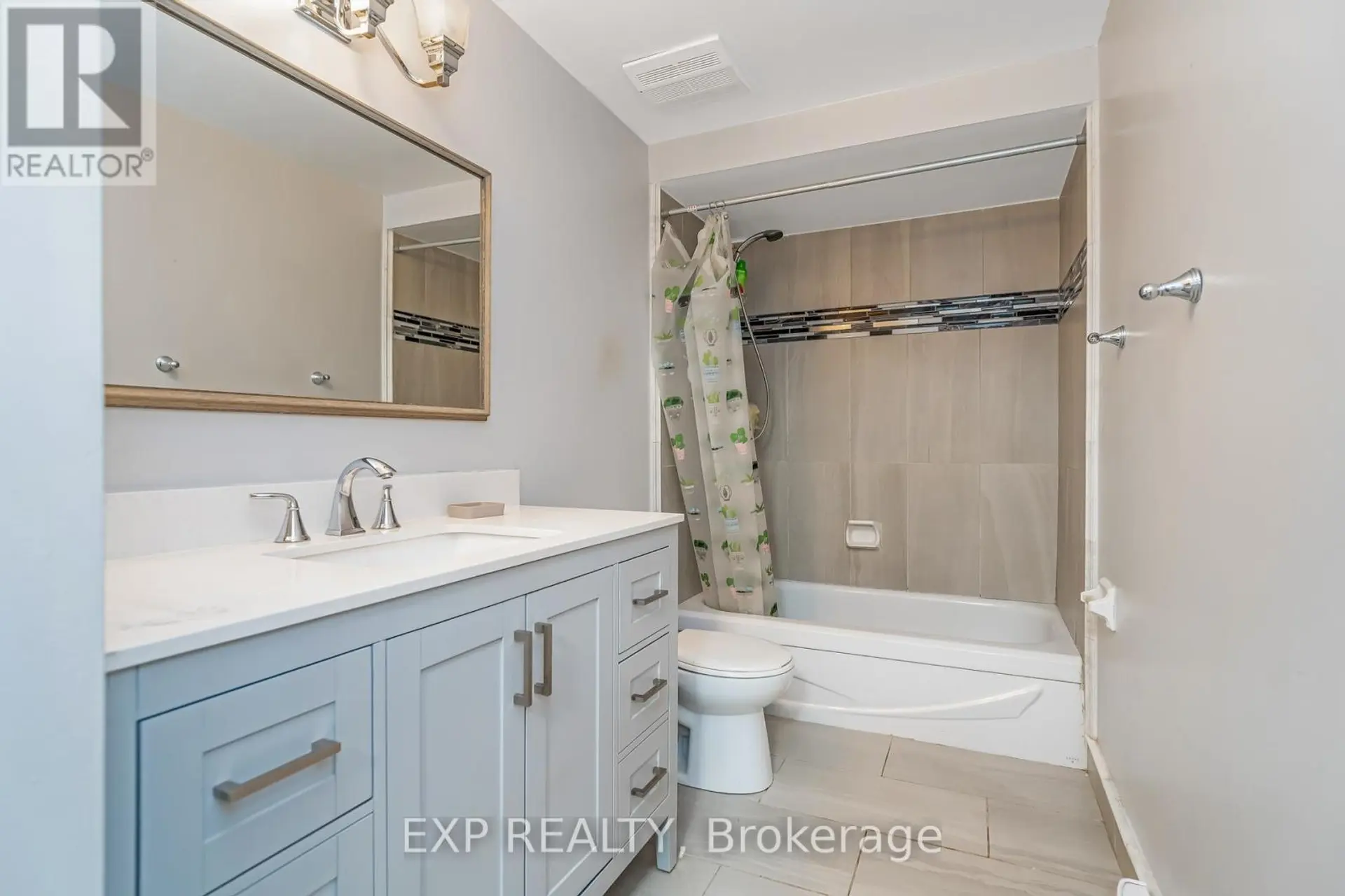 #12 2610 DRAPER AVENUE - Image 11
