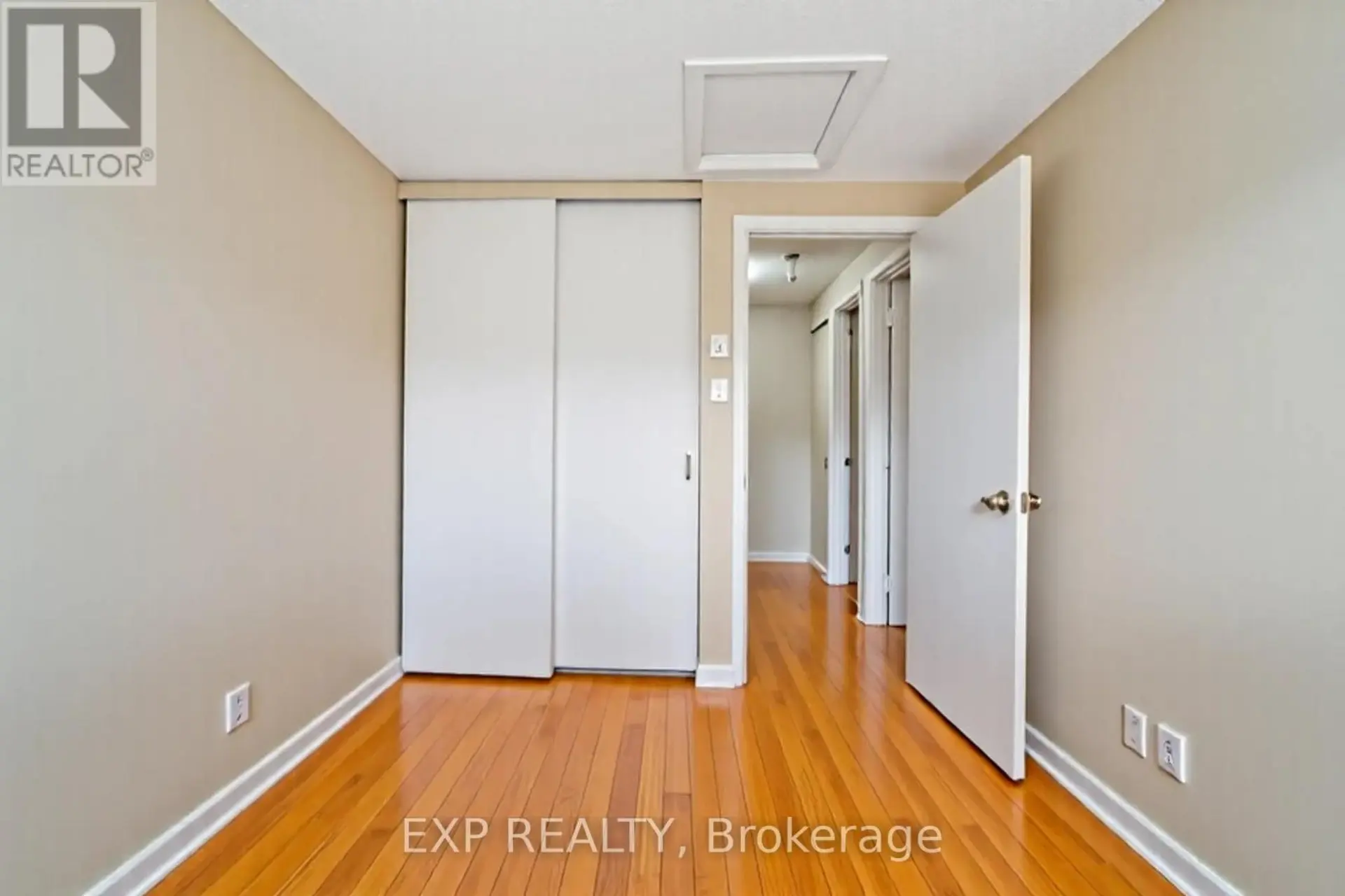 #12 2610 DRAPER AVENUE - Image 15