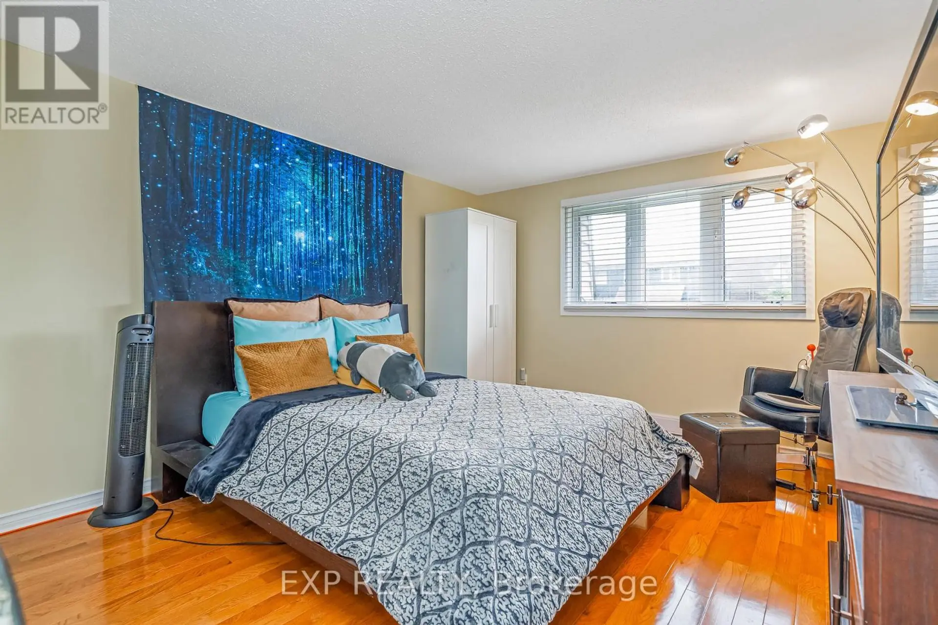 #12 2610 DRAPER AVENUE - Image 8