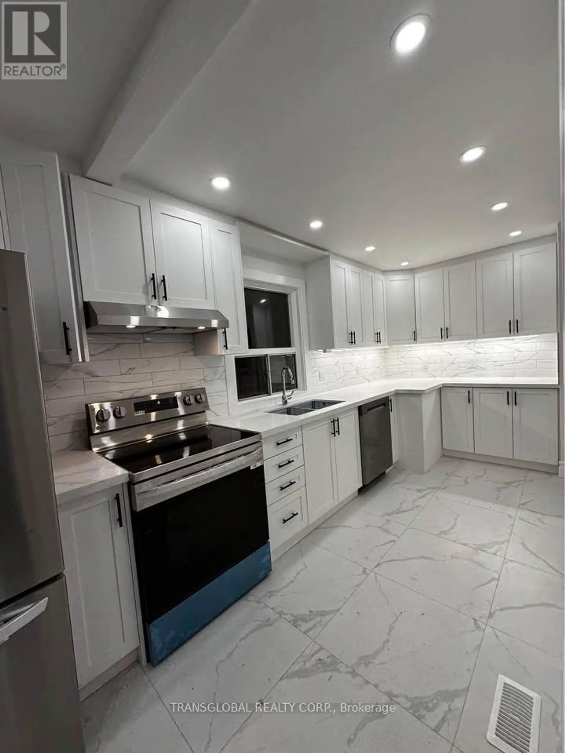 10 ANTICOSTI DRIVE - Image 2