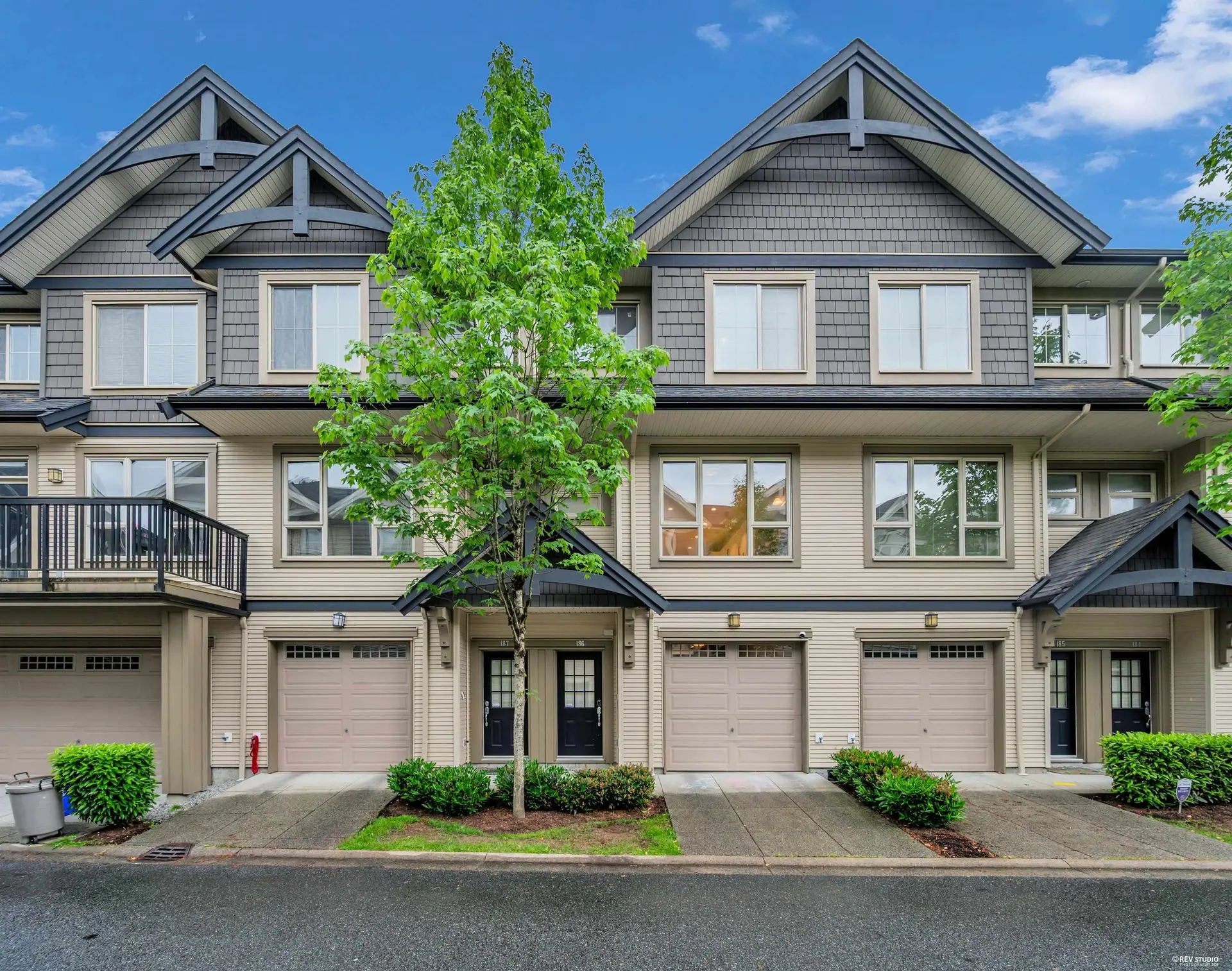 Property at #186 3105 Dayanee Springs Boulevard, Coquitlam, BC
