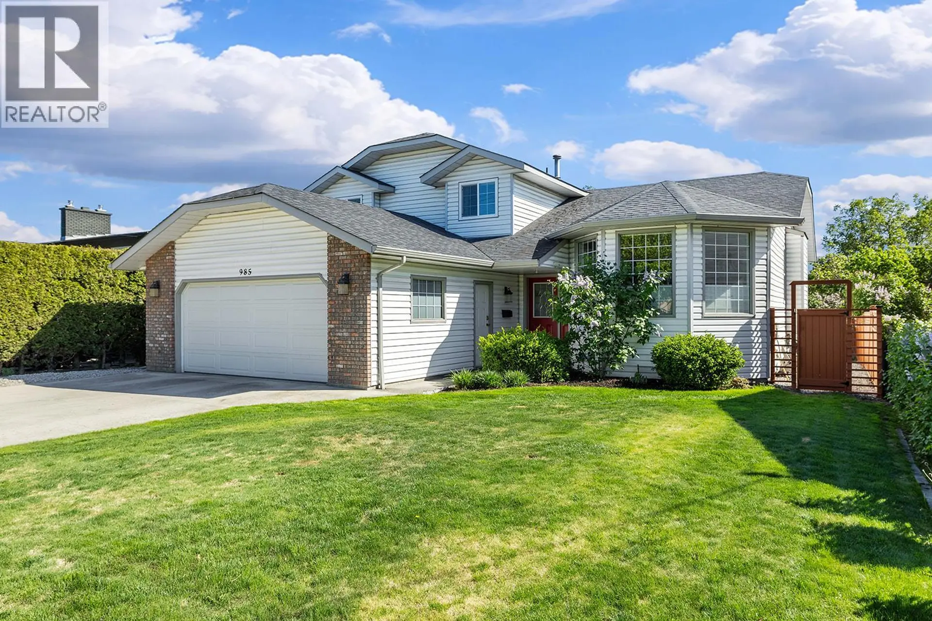 Property at 985 Guisachan Road, Kelowna, BC
