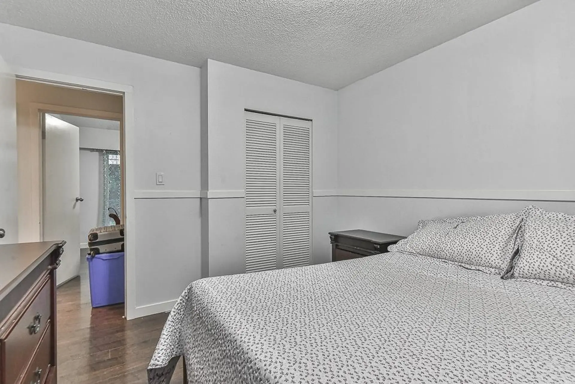 23740 Fraser Highway - Image 6