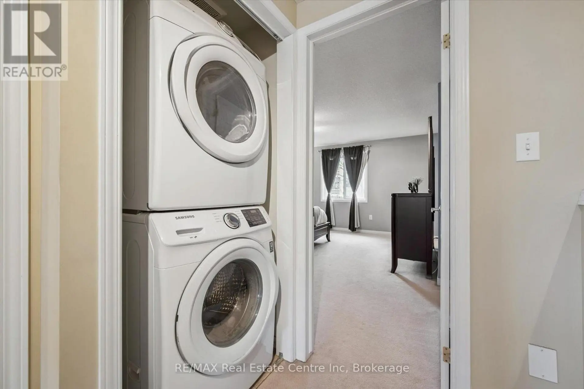 #38 210 DAWN AVENUE - Image 11