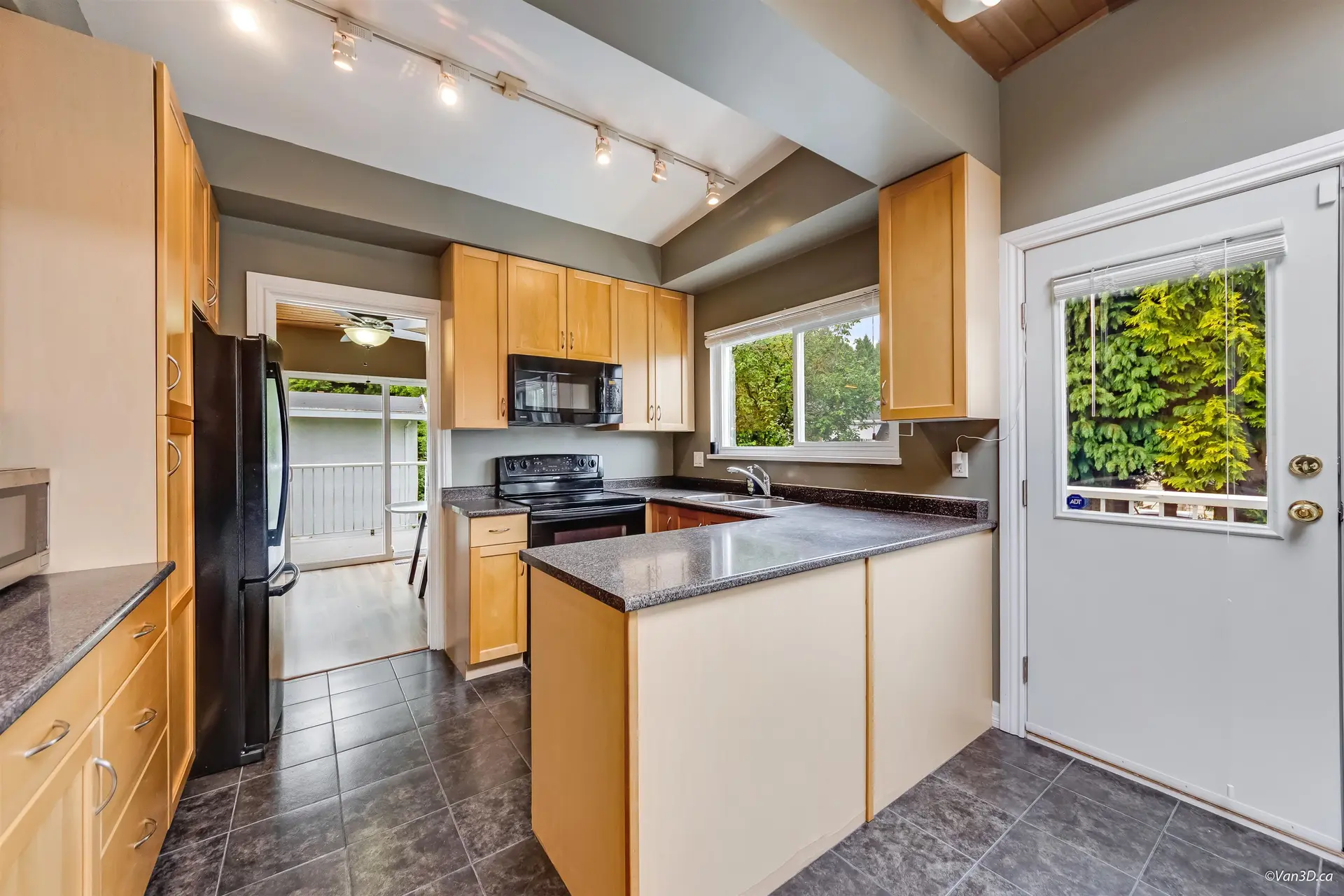 1066 Bernard Place - Image 2