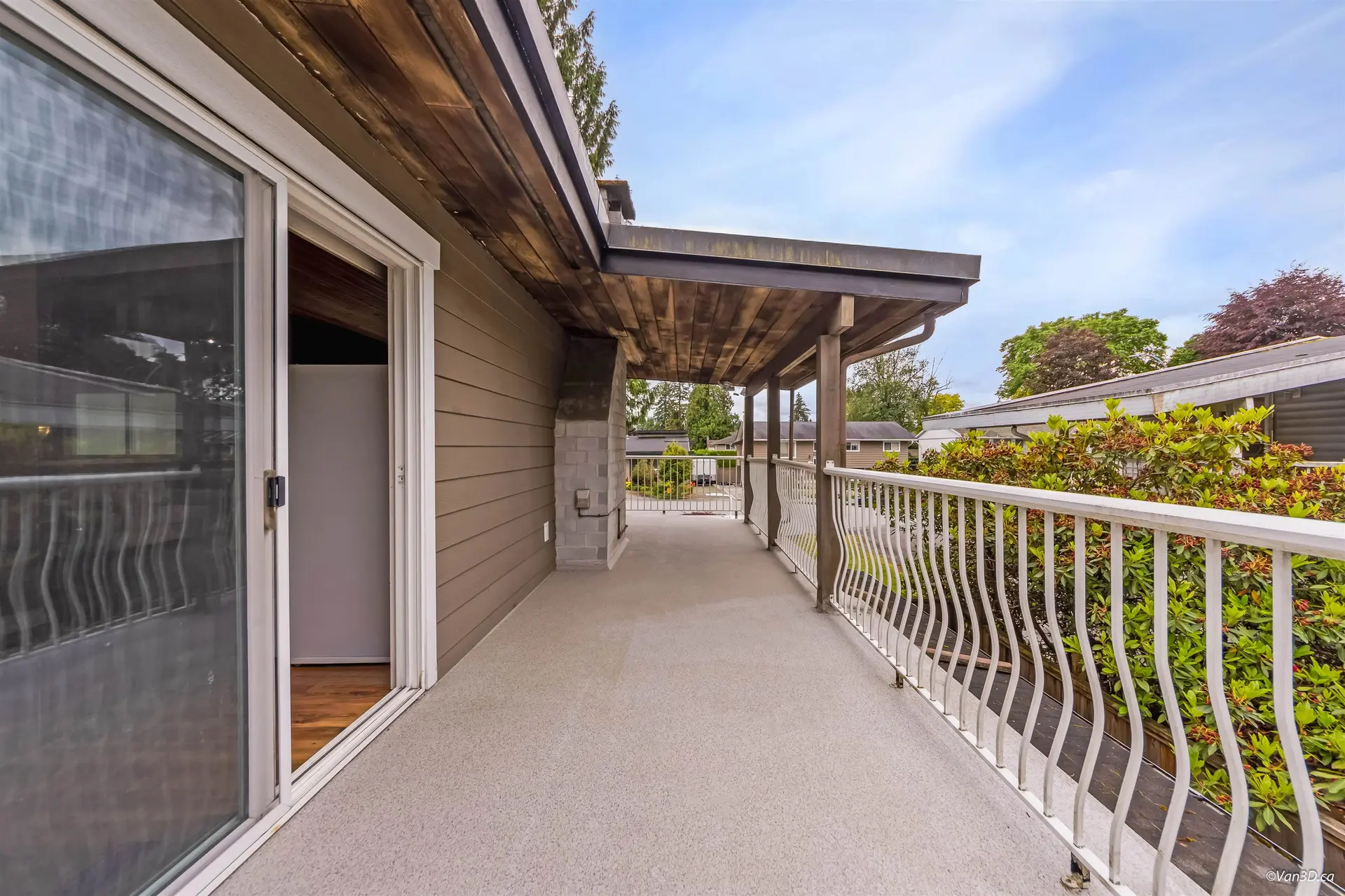 1066 Bernard Place - Image 17