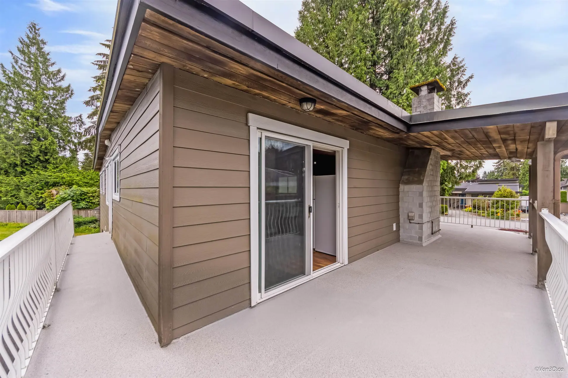 1066 Bernard Place - Image 16