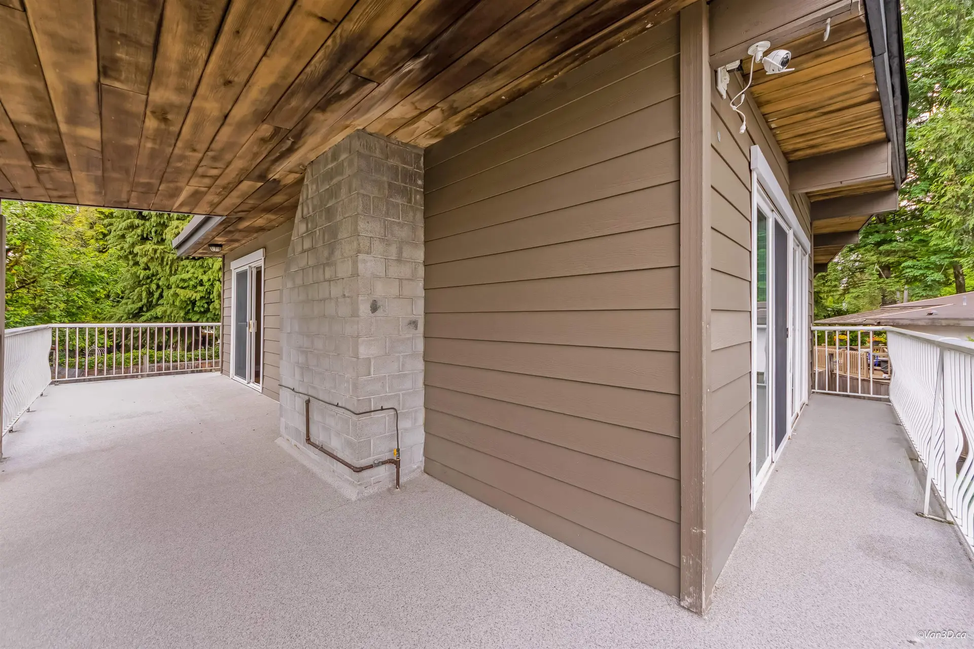 1066 Bernard Place - Image 7