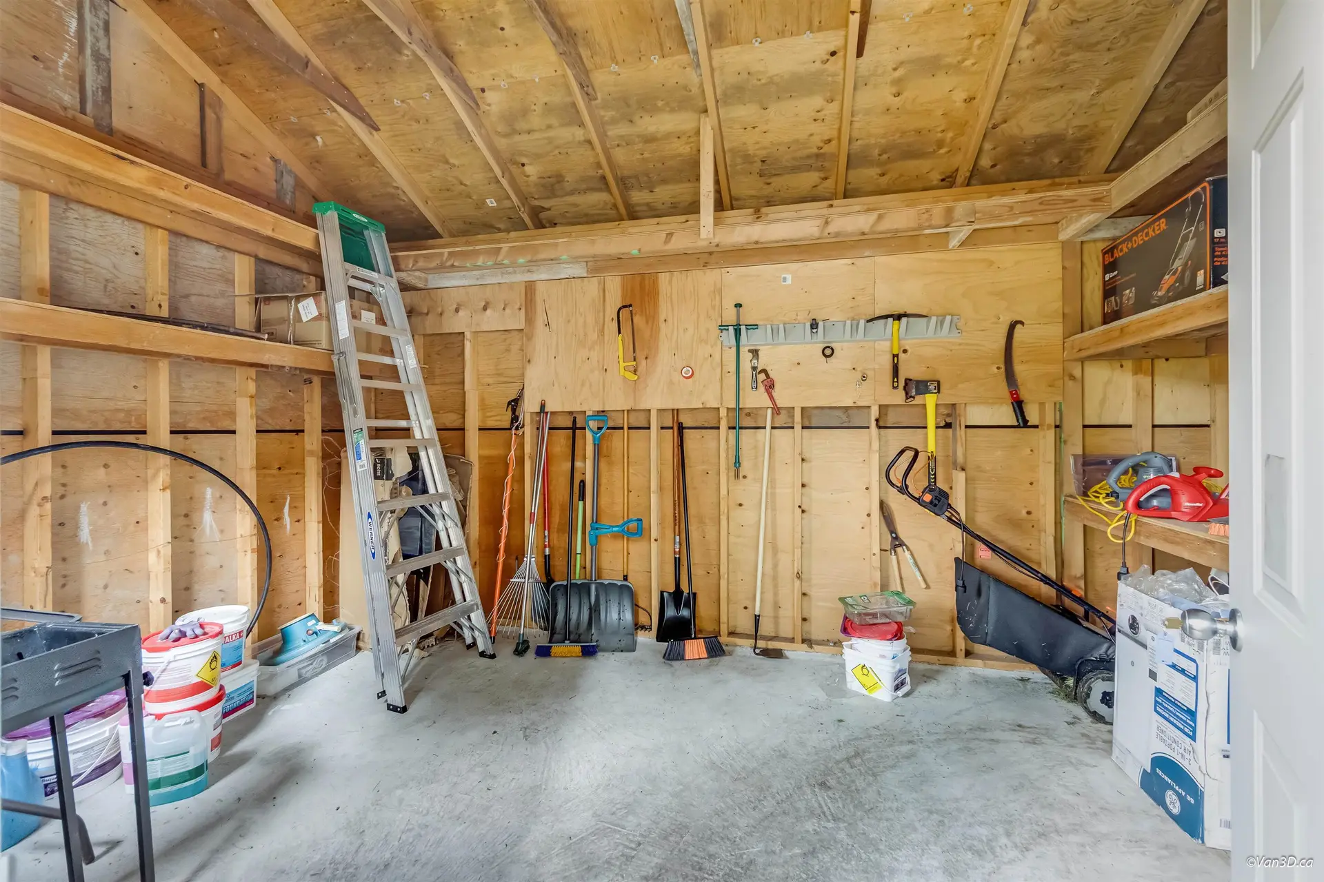 1066 Bernard Place - Image 15