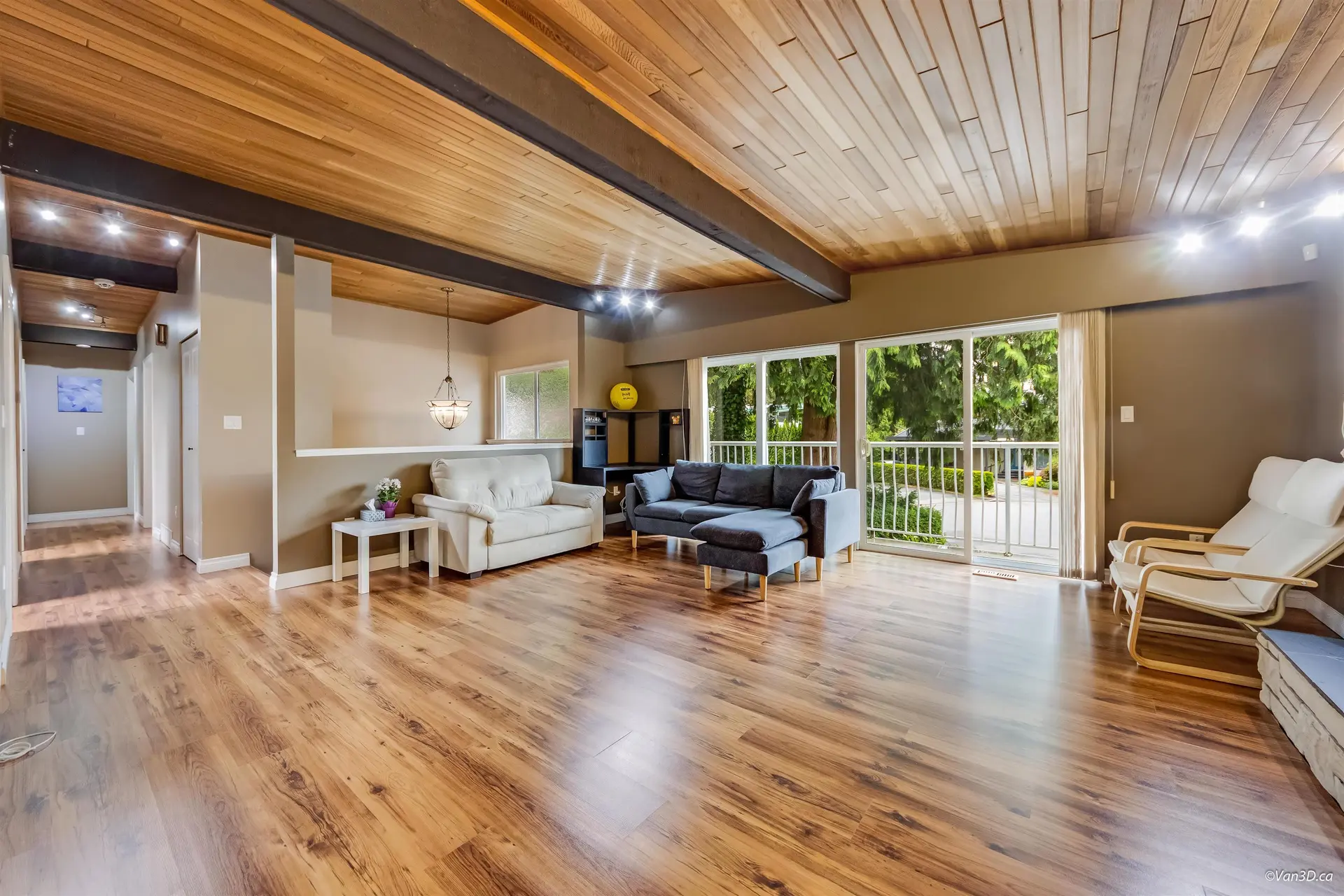 1066 Bernard Place - Image 4