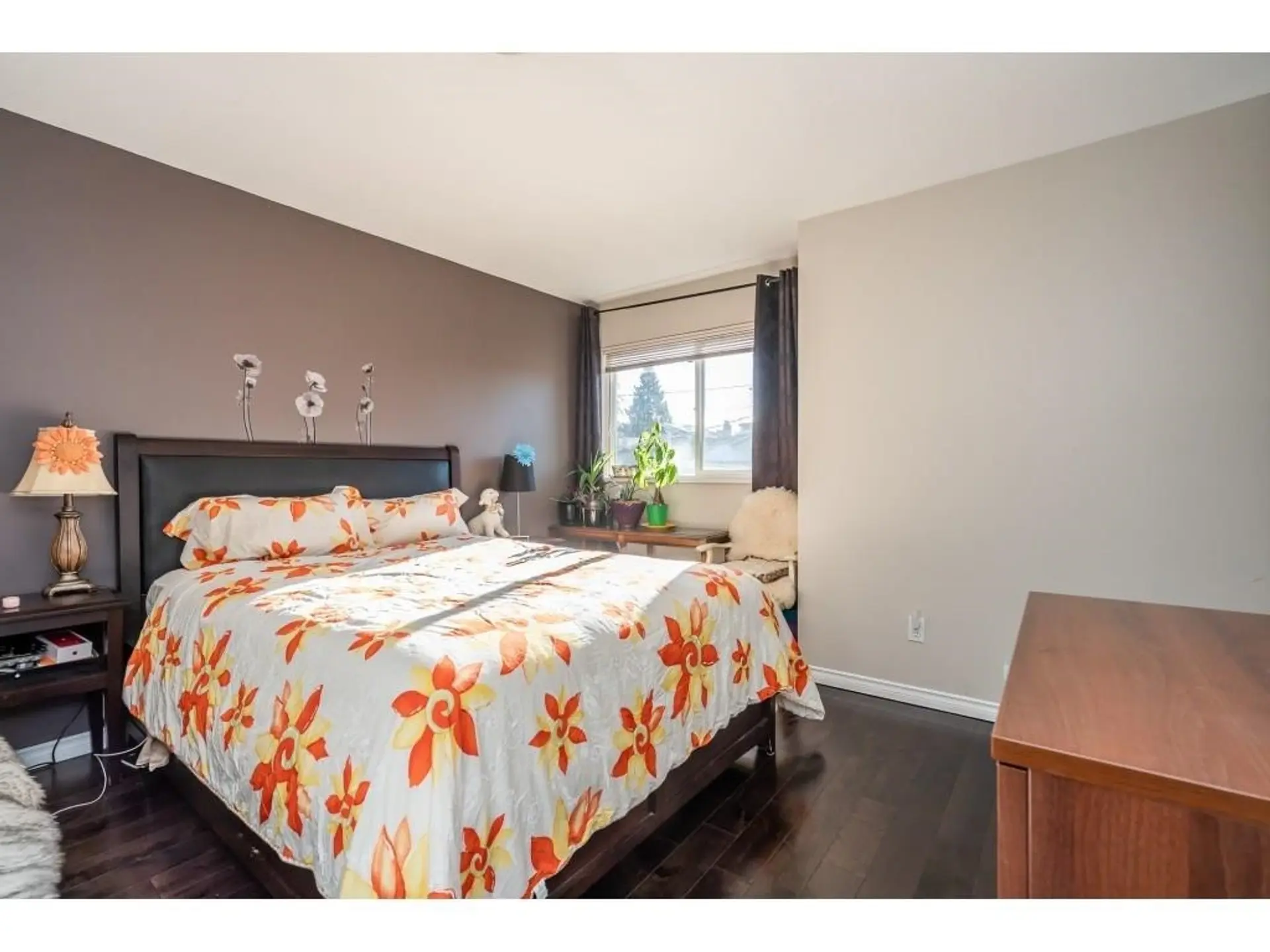 1528 Bond Street - Image 7
