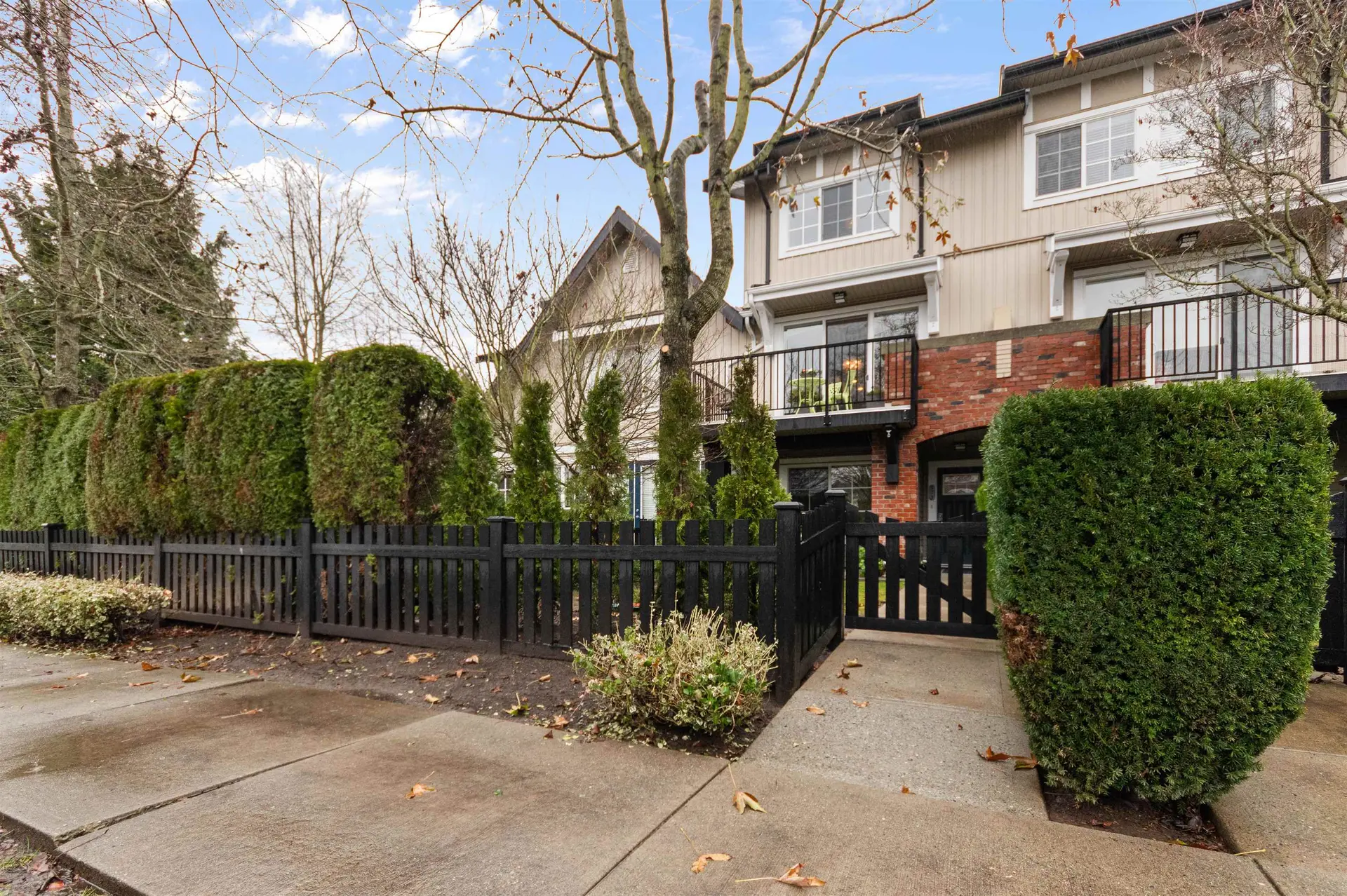 #173 2450 161a Avenue - Image 2