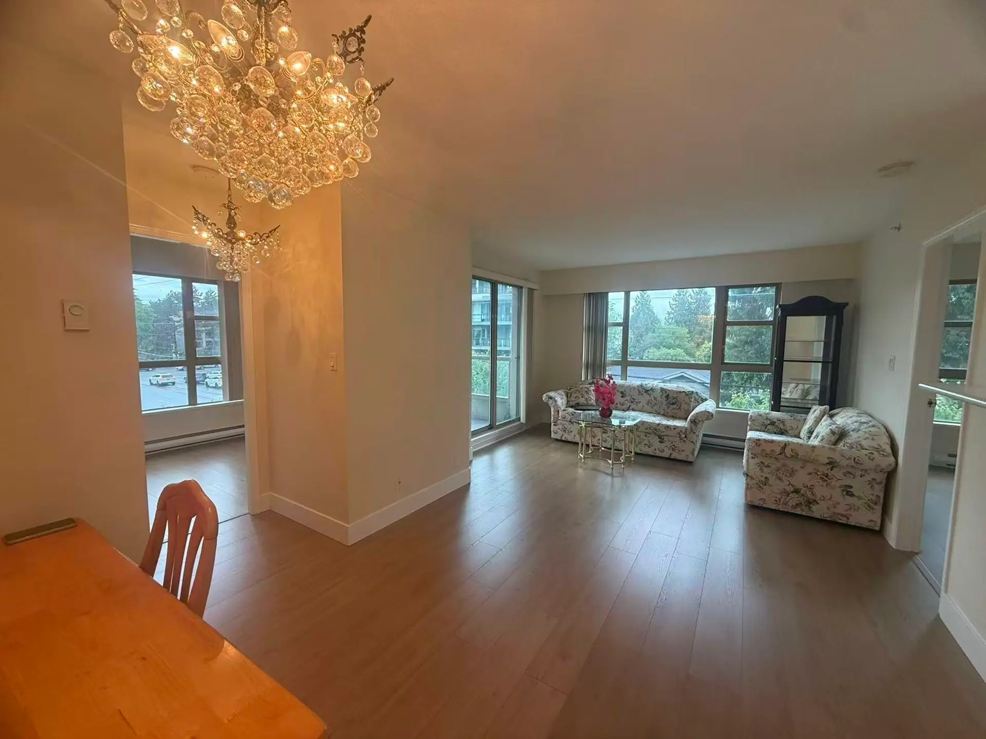 Property at #305 6119 Cooney Road, Richmond, BC