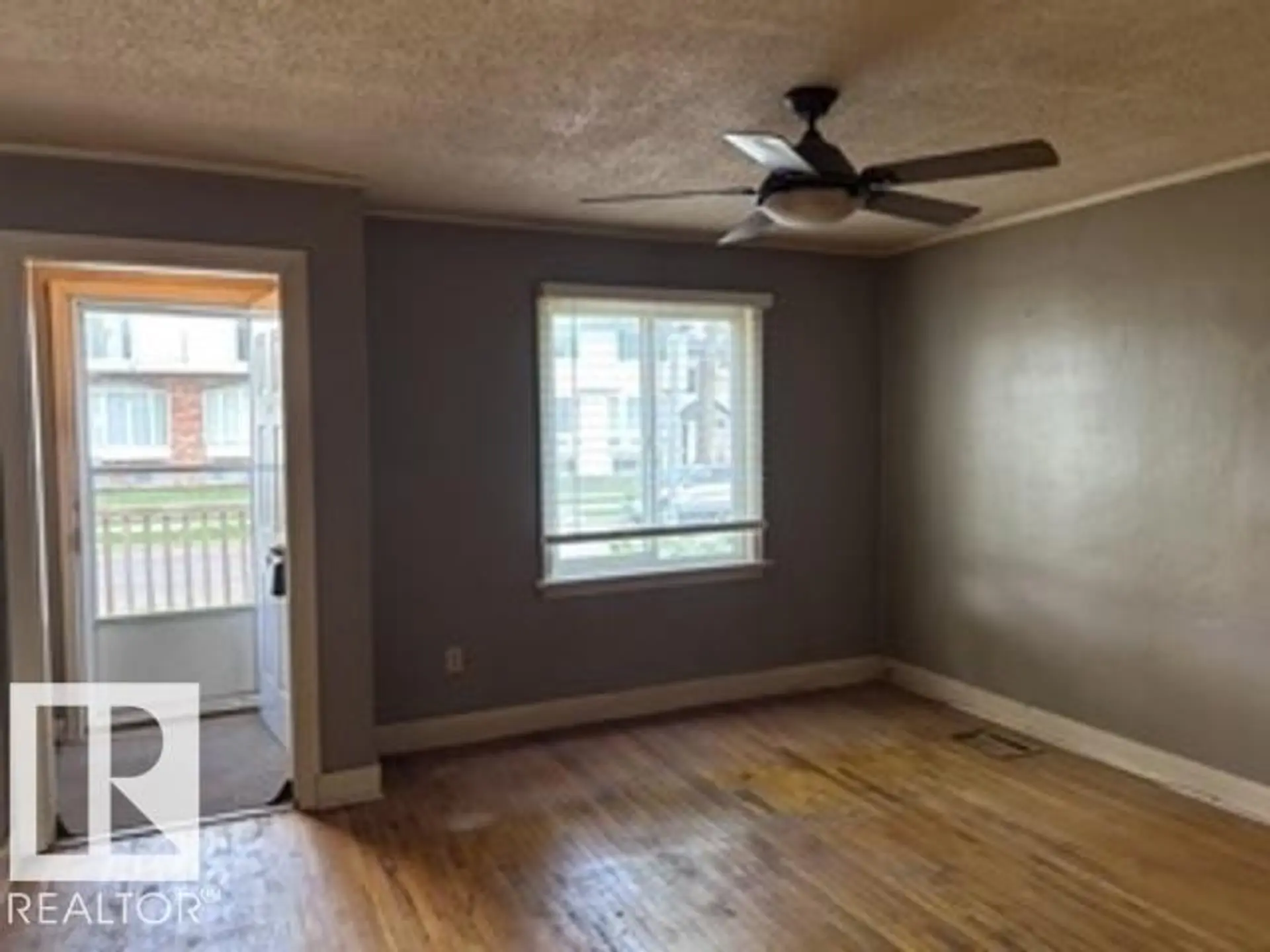 12242 91 ST NW - Image 5