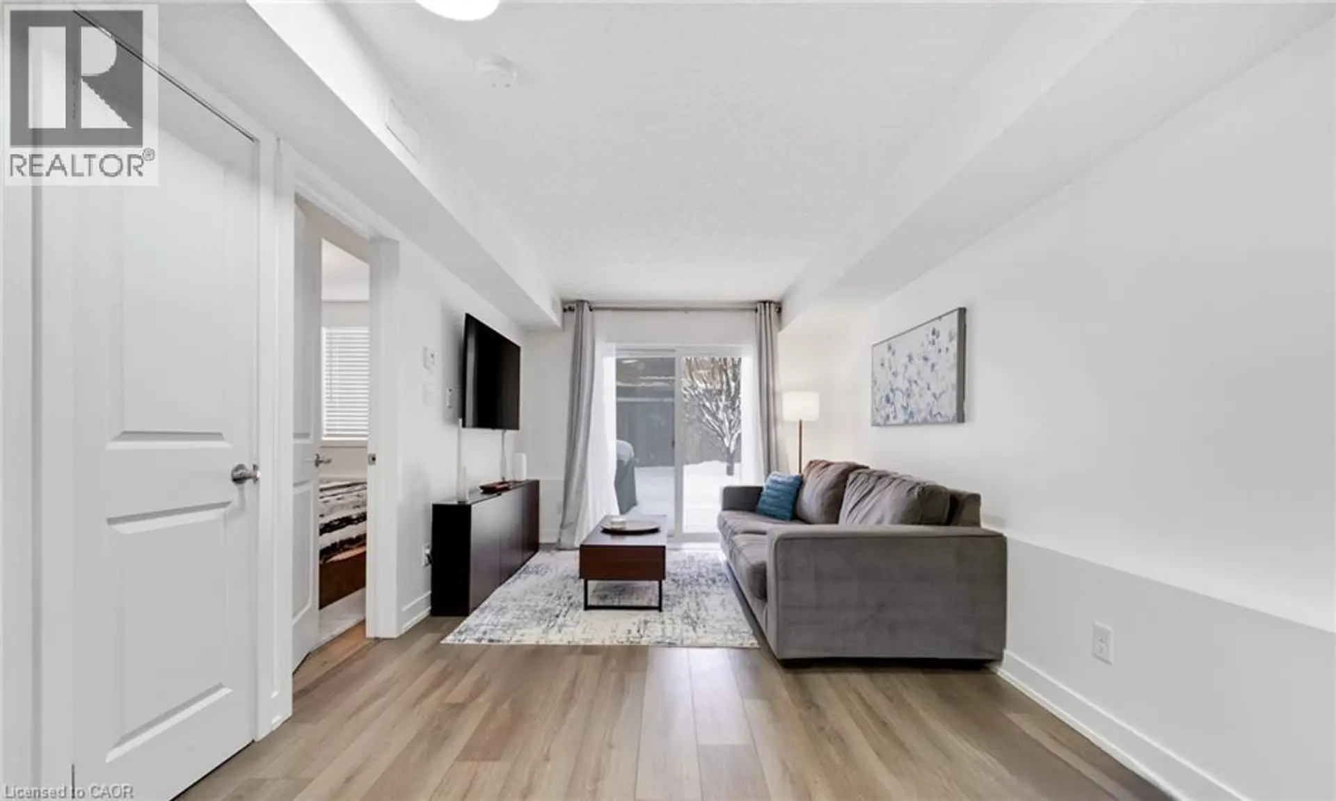 #1C 185 WINDALE Crescent - Image 9